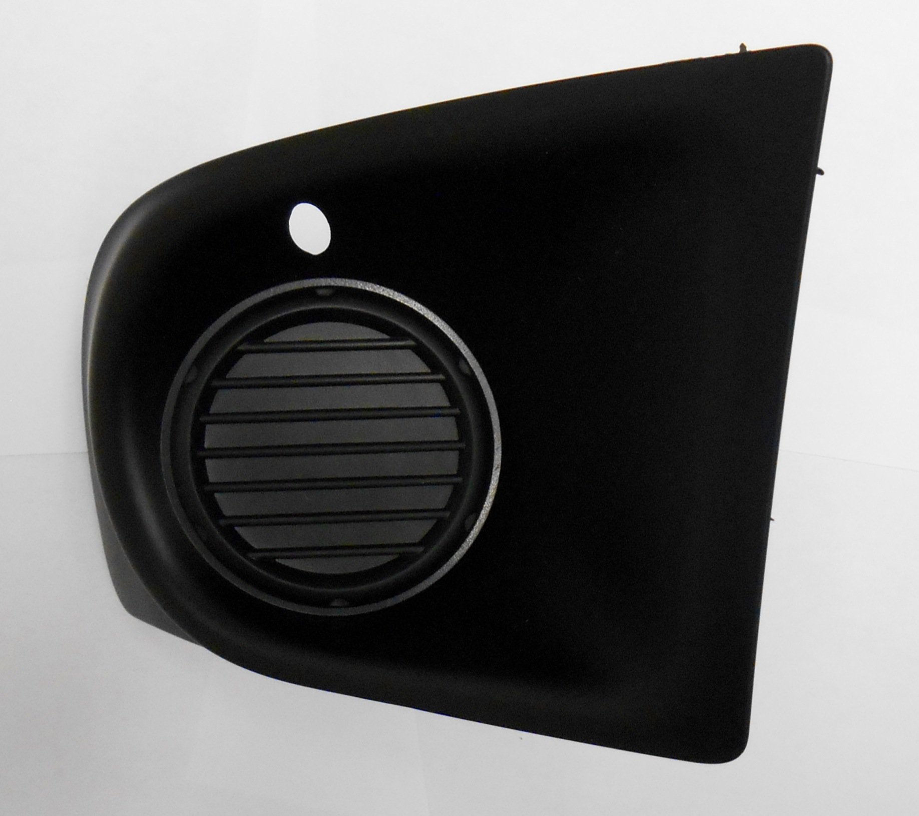 Genuine Mitsubishi Fog Light Bezel Trim RH Passenger Side 8321A040 Endeavor 2006 2007 2008 2009 2010 2011