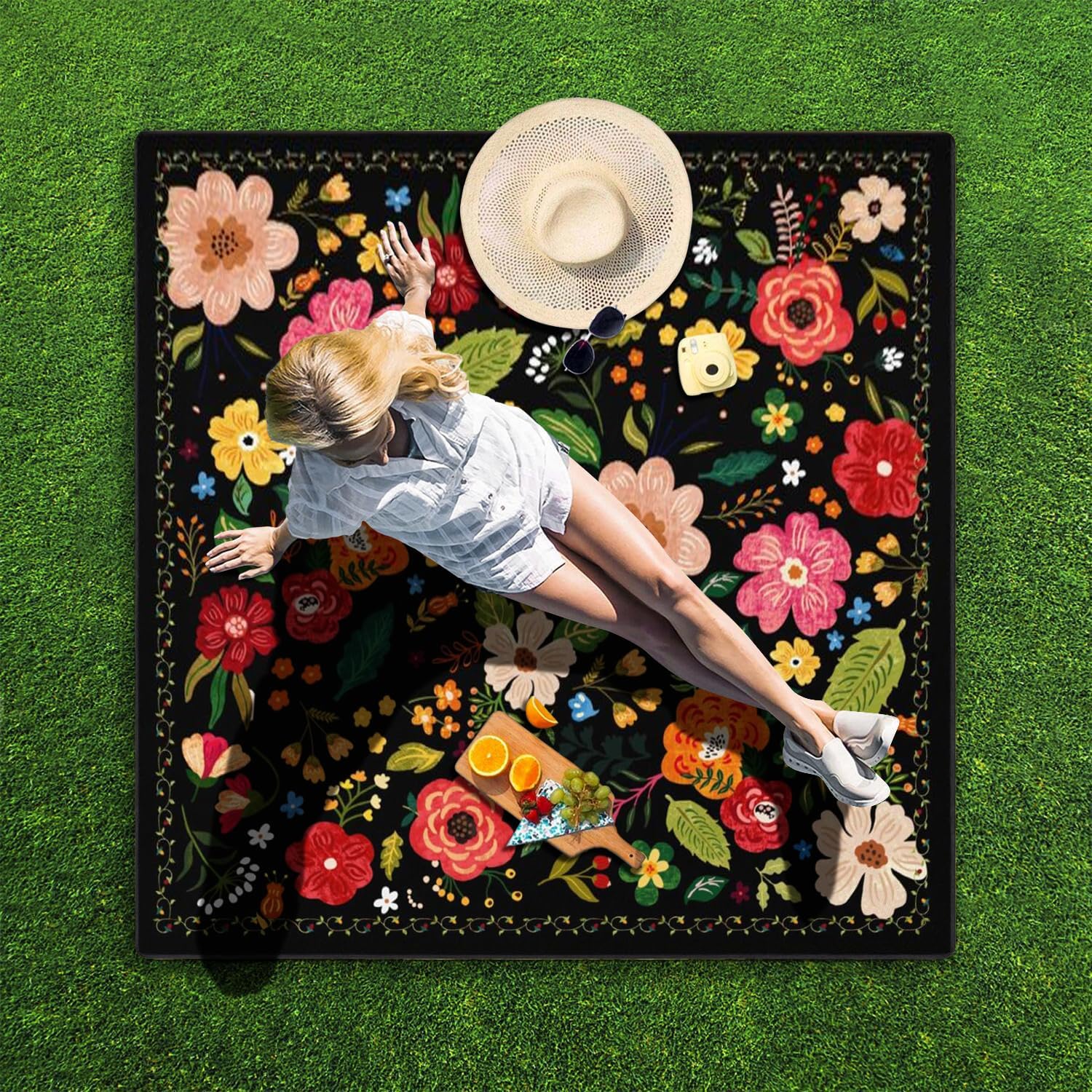 Picnic Blankets Waterproof Foldable Extra Large,80"x 80" Outdoor Beach Blanket Sandproof,3-Layer Lightweight Handy Mat Tote Picnic Camping Rugs for Outside Your Rv (Boho Vintage Floral Black)