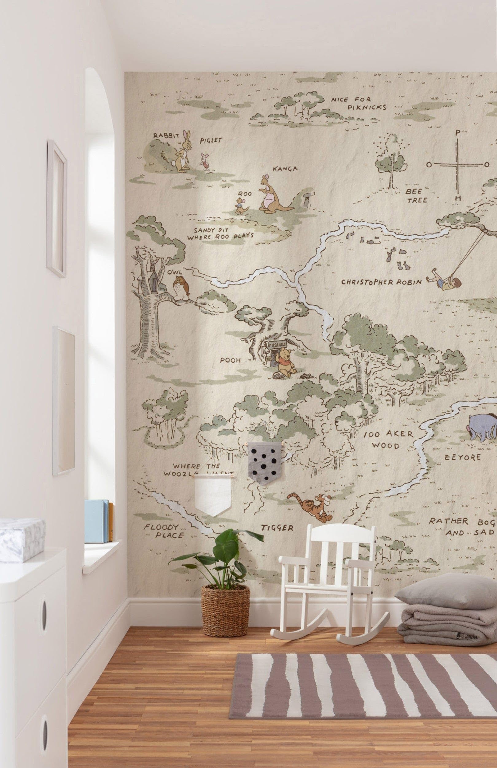 Komar Disney Vlies Fototapete - Winnie Pooh Map - Größe: 200 x 240 cm (Breite x Höhe) - Kinderzimmer, Tapete, Landkarte, IADX4-042