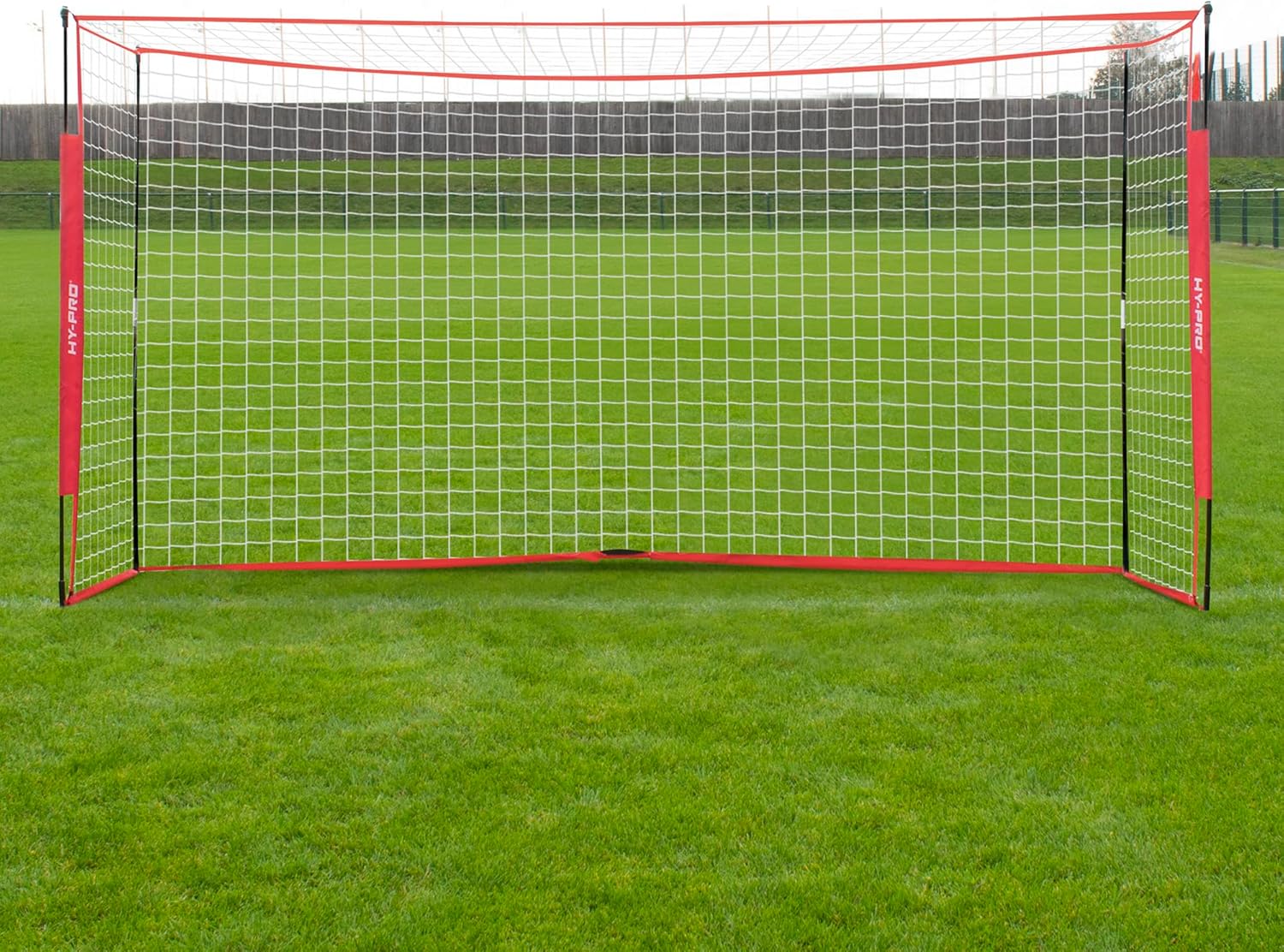 Hy-Pro Portería de fútbol de caja de 12 x 6 pies, 2024, plegable, portátil, bolsa de transporte y clavijas seguras..