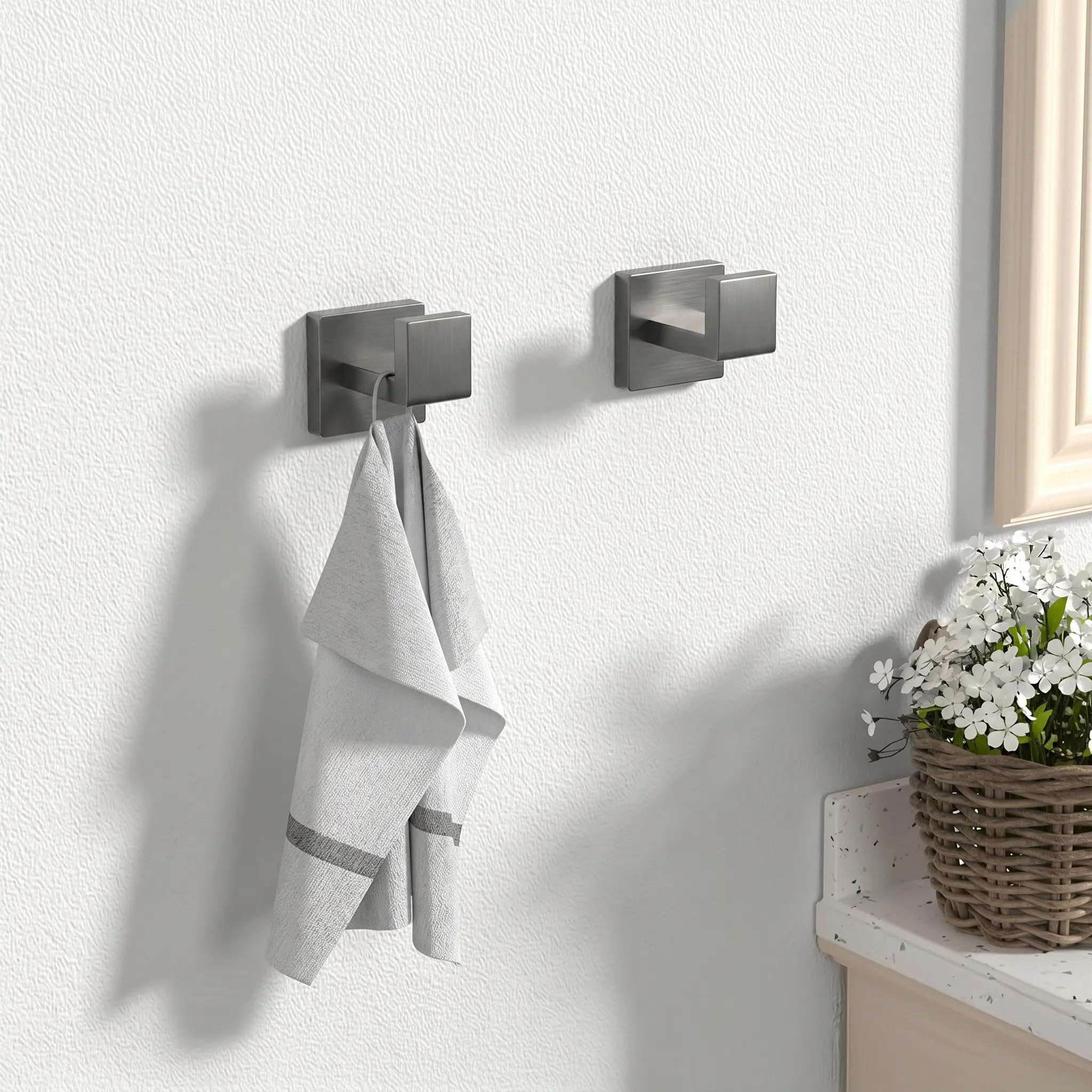 Rea - Juego de Perchas de baño Rio 4 Piezas - Titanio - Metal - 10 x 10 x 10 cm