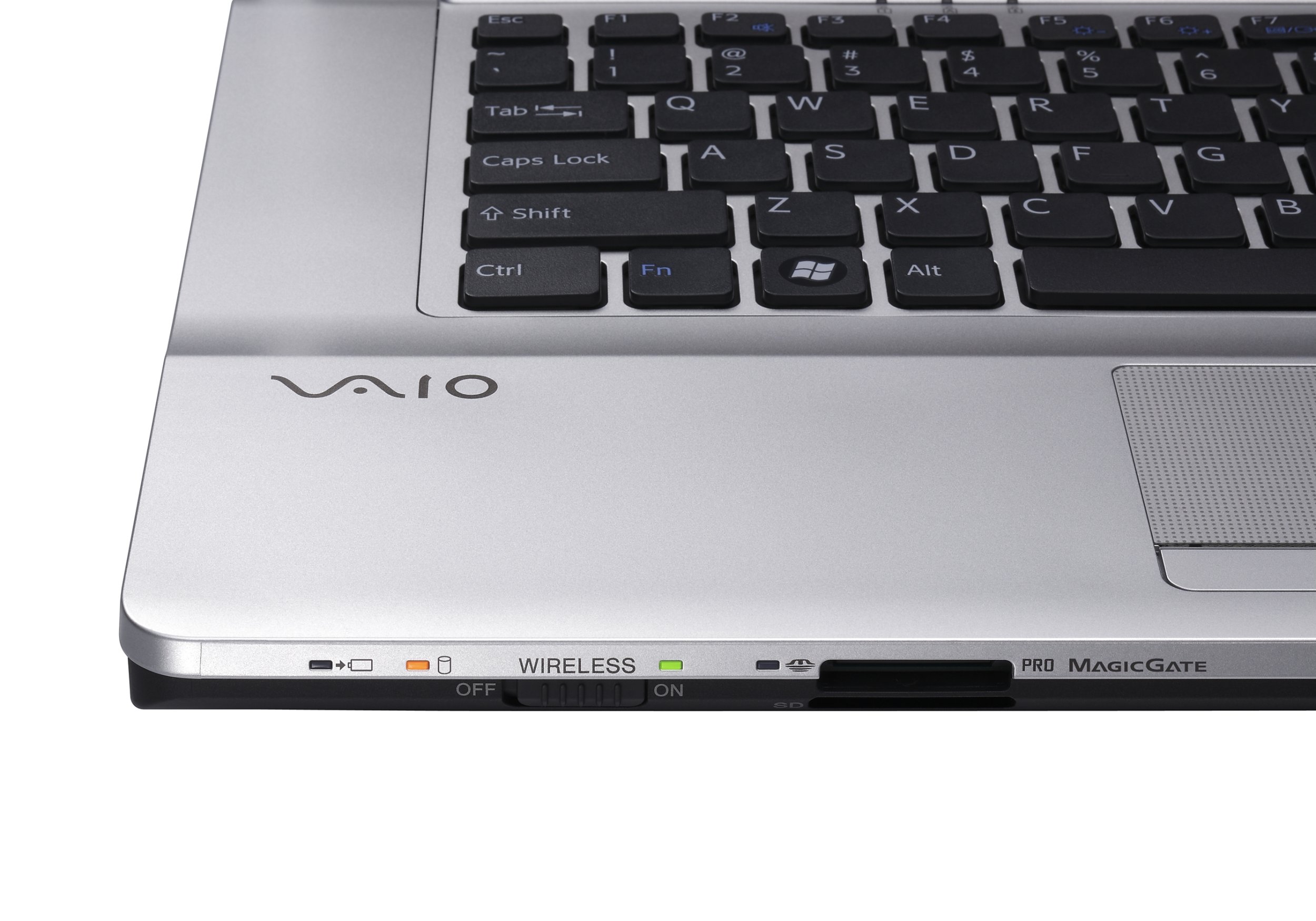 Sony VAIO FW31M 16.4-inch Laptop (Core 2 Duo P8600 2.4Ghz