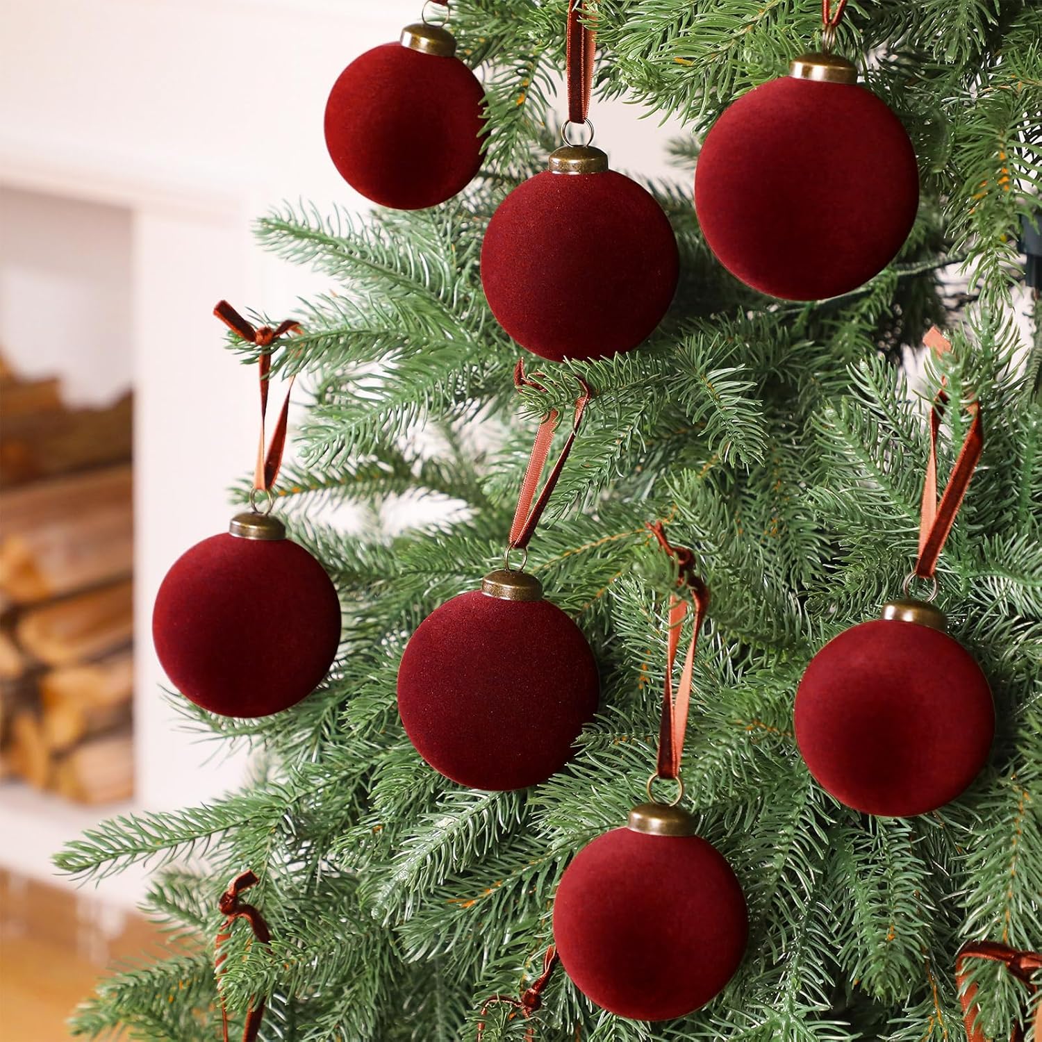 18 Pcs Velvet Christmas Balls Bulk 3.15, 2.76, 2.36 Inch, Flocked Xmas Tree Ball Ornaments Plastic Velvet Christmas Ornaments Xmas Tree Hanging Decoration(Wine Red)