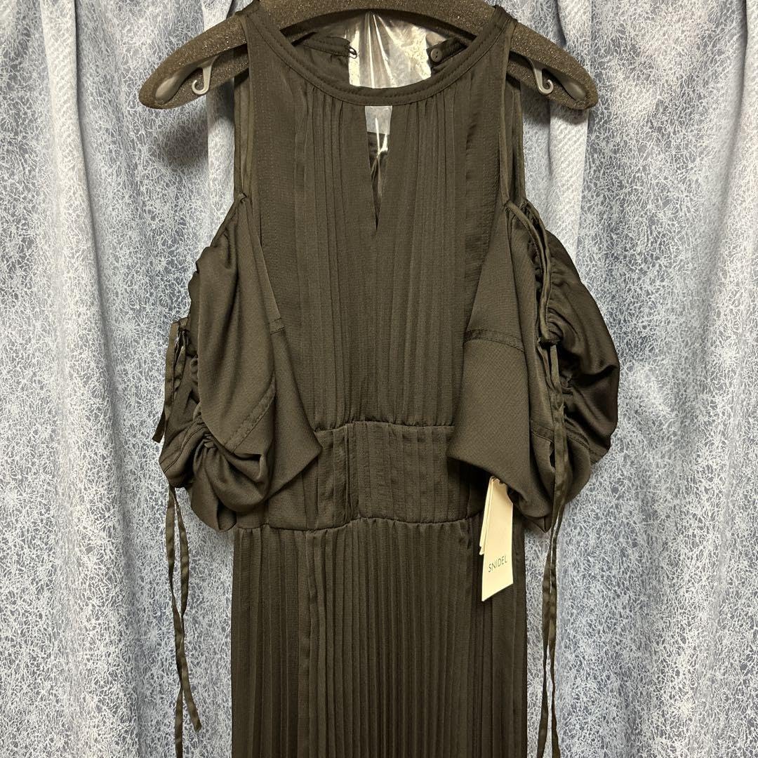 Amazon.co.jp: SNIDEL 2wayボリュームスリーブプリントワンピース BLK 