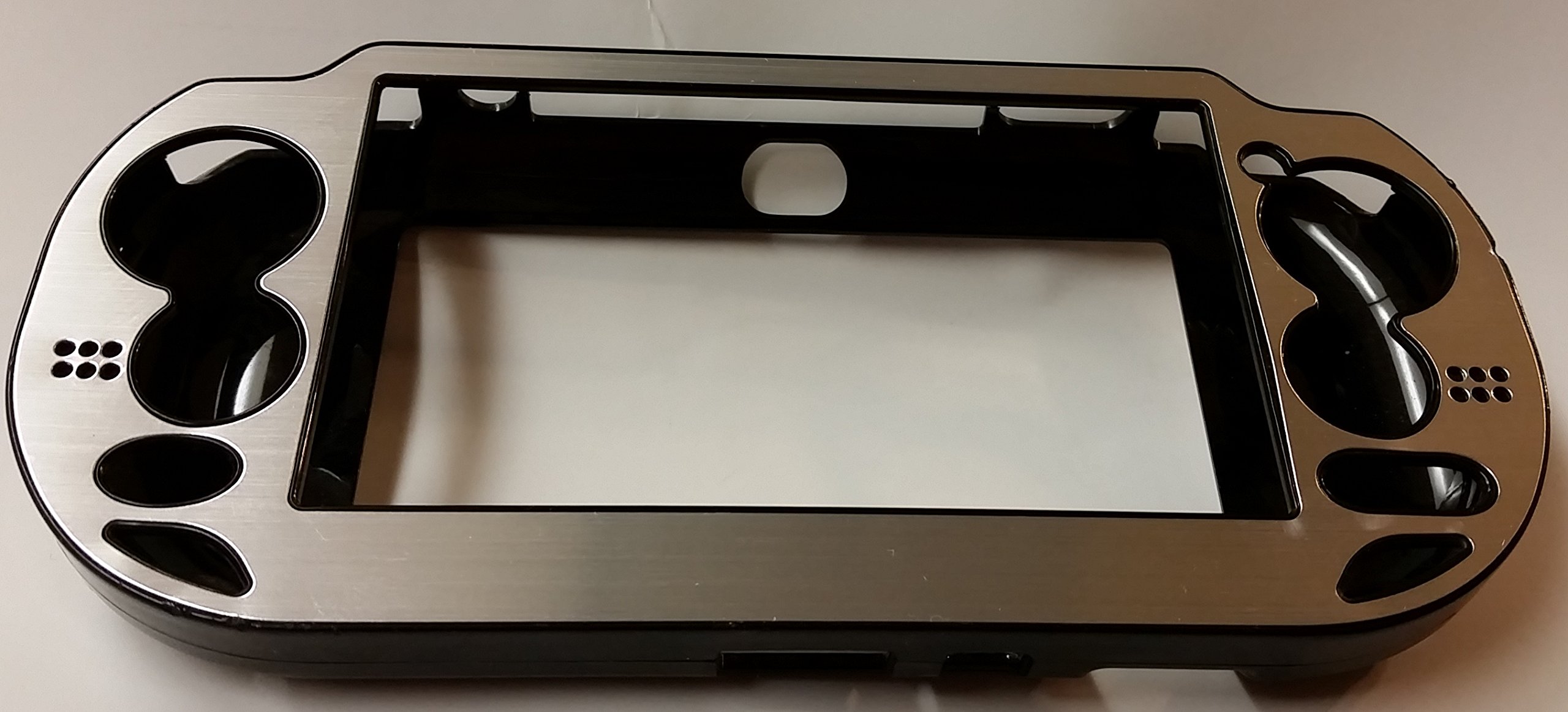 Amazon.com: 4 Piece Bundle - Playstation Vita+16gb+game+case