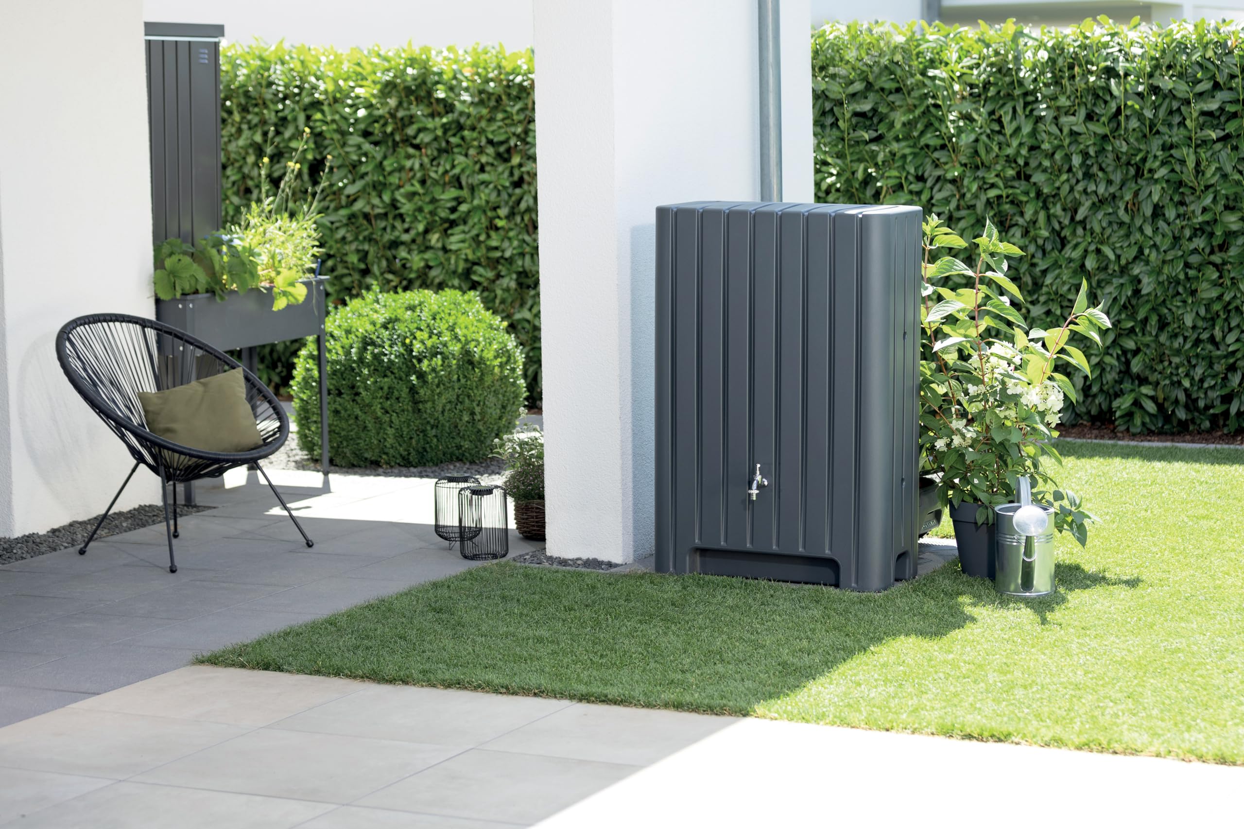 YourCasa Regentonne 280 Liter [UrbanElegance] Eckig und Schmal mit Metallgewinde - Regenfass Frostsicher aus Kunststoff - Regenwassertonne - Regenwassertank Garten Wassertank Regensammler (Anthrazit)