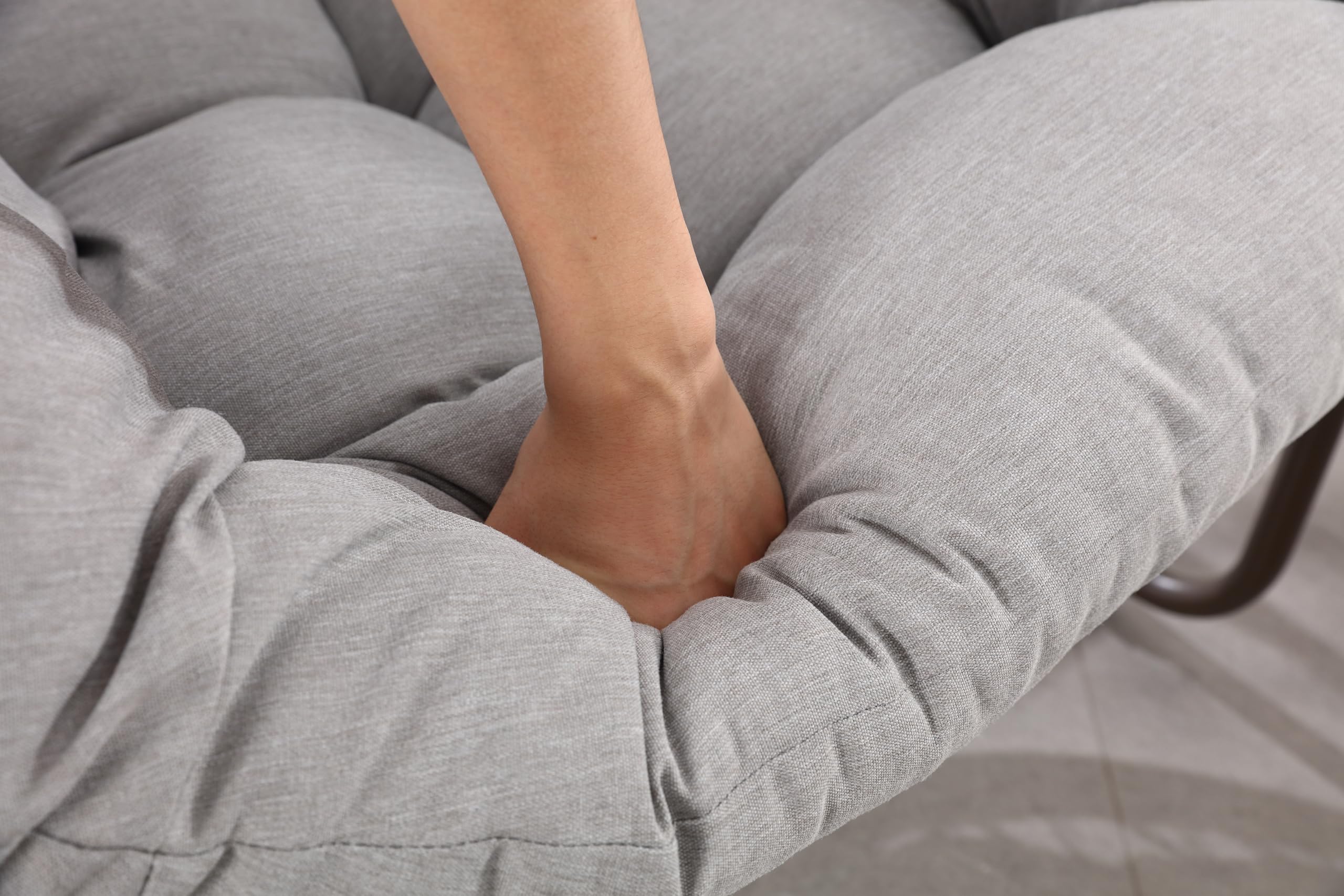 MURUL Mecedora de patio de mimbre de gran tamaño y forma de huevo. Una cómoda mecedora para interior y exterior con cojín grueso. Un sillón moderno adecuado para balcón (gris)