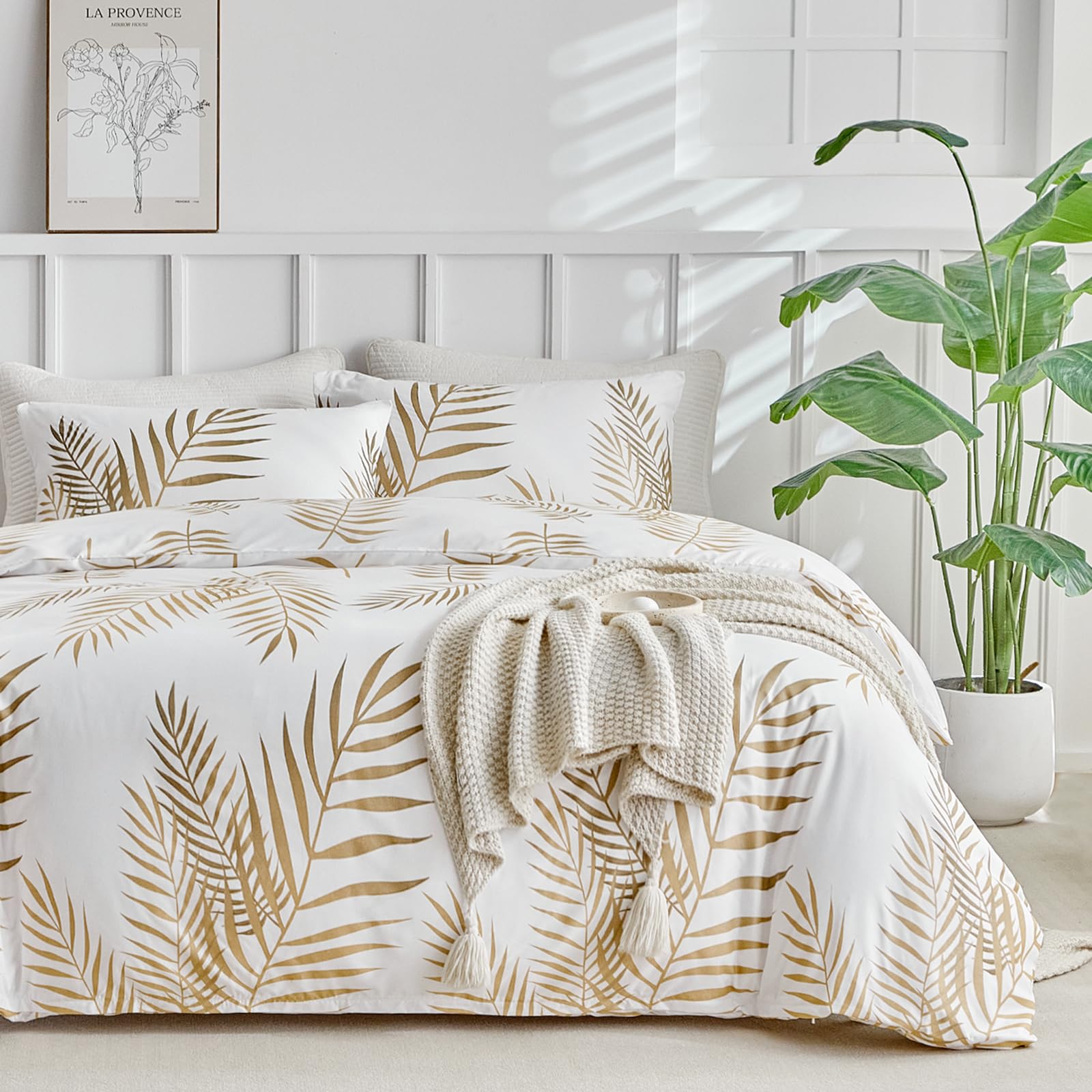 Lekesky Bed Linen 155 x 220 cm, 2-Piece Bed Linen Set 155 x 220 cm, White Duvet Cover with Golden Tropical Palm Leaf Pattern, Microfibre with Zip, 1 Pillowcase 80 x 80 cm โ image 1
