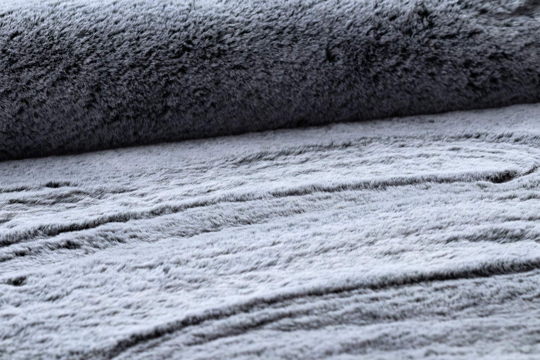 rugsx Tapis Lavable Lapin Shaggy pour la Chambre d'enfants, Le Salon, la Chambre à Coucher, très épais, antidérapant, Noir/Ivoire Cercle 80 cm