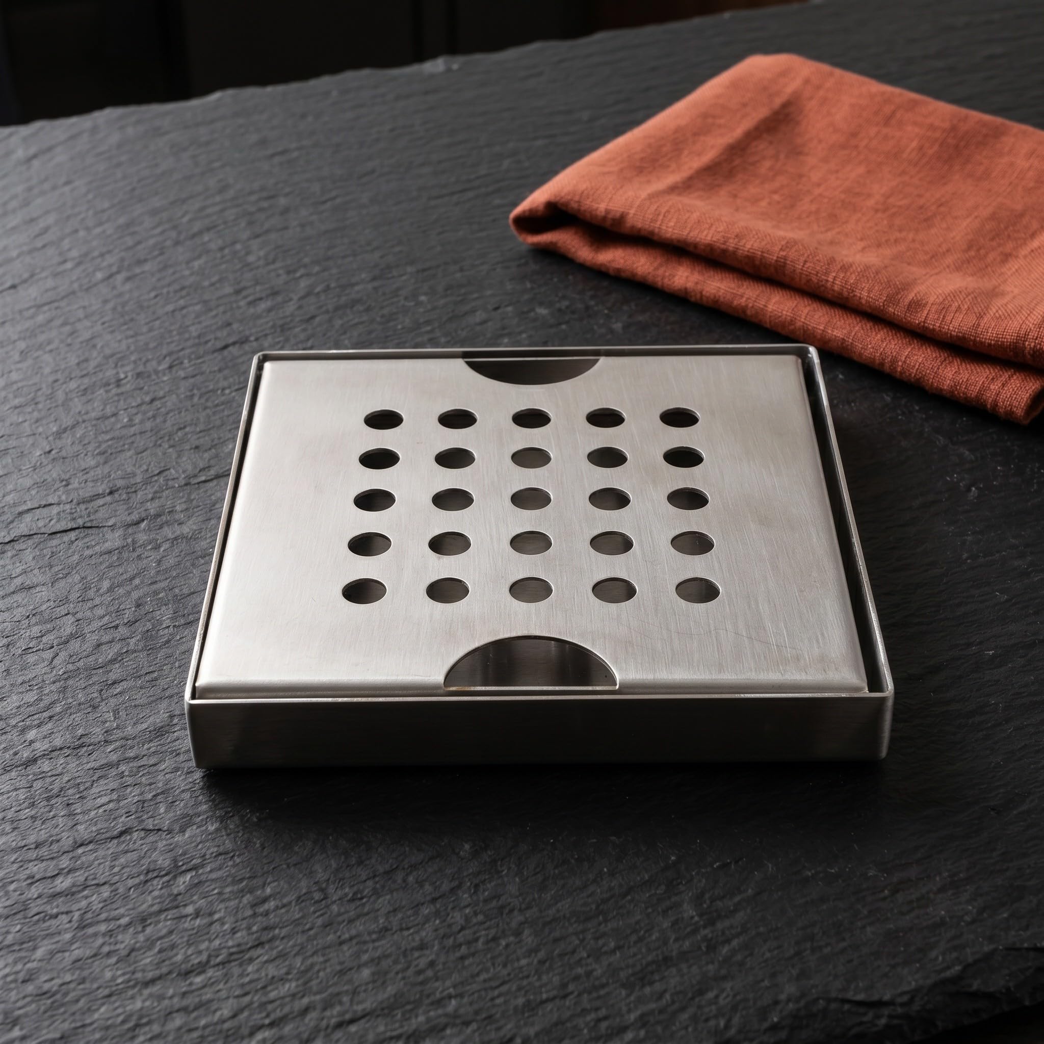ibasenice Vaschetta raccogligocce per birra in acciaio inox - Vassoio quadrato di raccolta liquidi da 12x12 cm - Vaschetta di raccolta per liquidi per bar, caffetterie e banconi di degustazione vini.