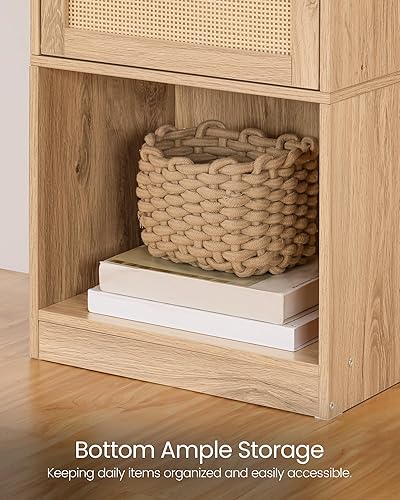 Miniatura 7 de Mesita de noche con estación de carga, mesa auxiliar con cajón estilo ratán y estante de almacenamiento, moderna mesita de noche de ratán con 2