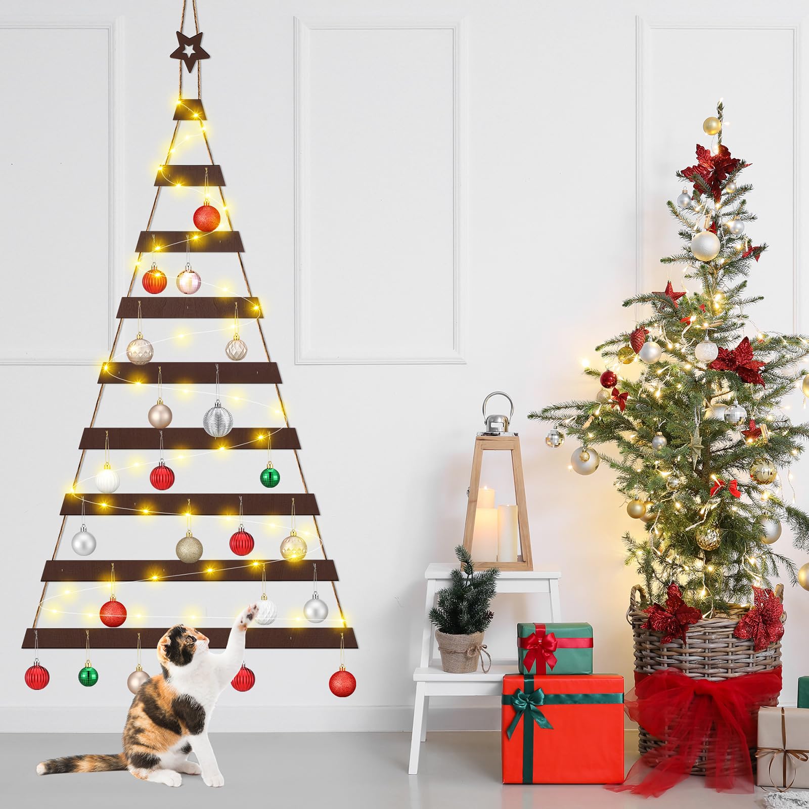 Vercraft Sapin de Noël Mural résistant aux Chats avec lumière à Suspendre - Sapin de Noël en Bois à Suspendre avec Crochets - Décoration de Noël Plate pour la Maison ou Le Bureau