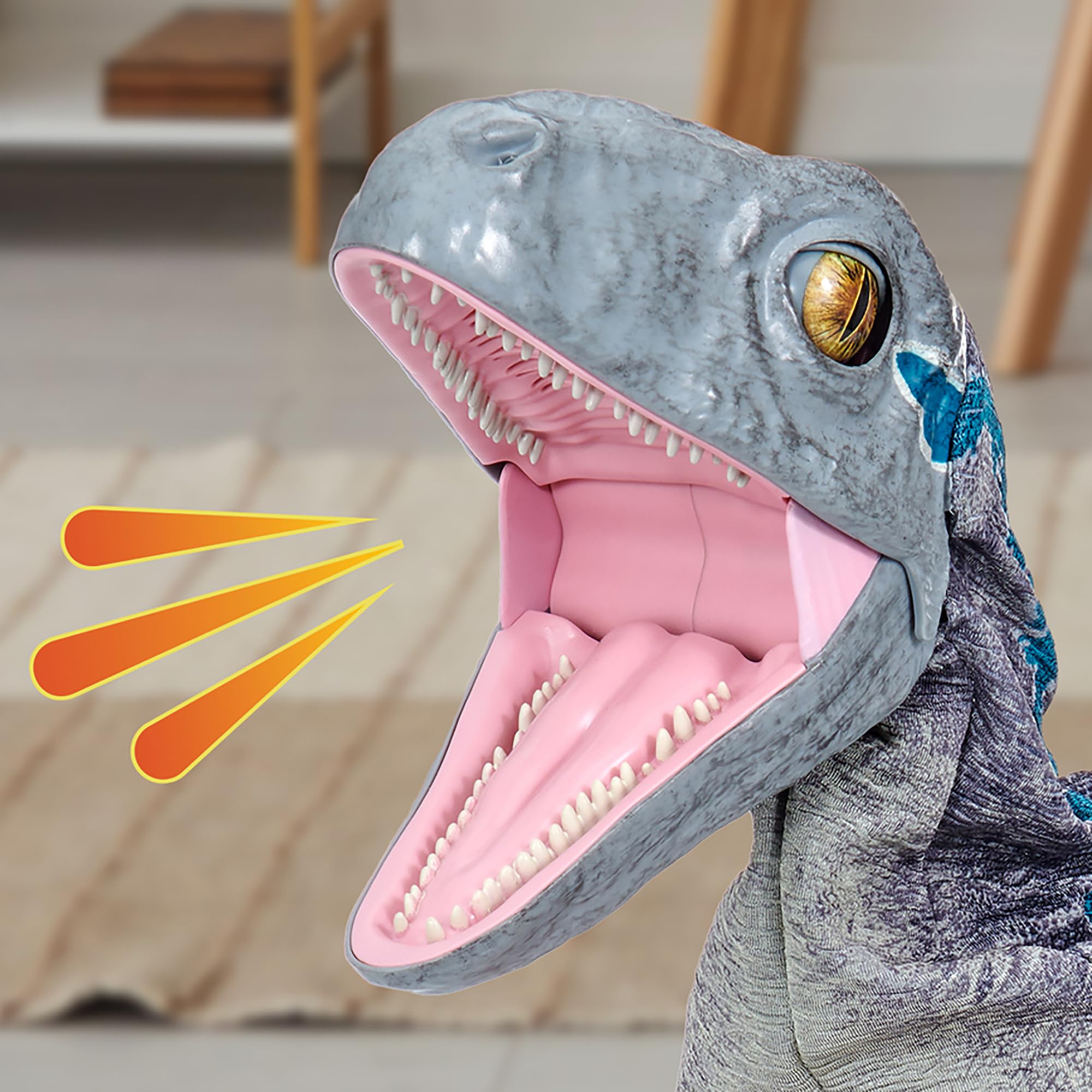 Jurassic World Blue Raptor Puppetronic - Interactive Dinosaur Toy -7