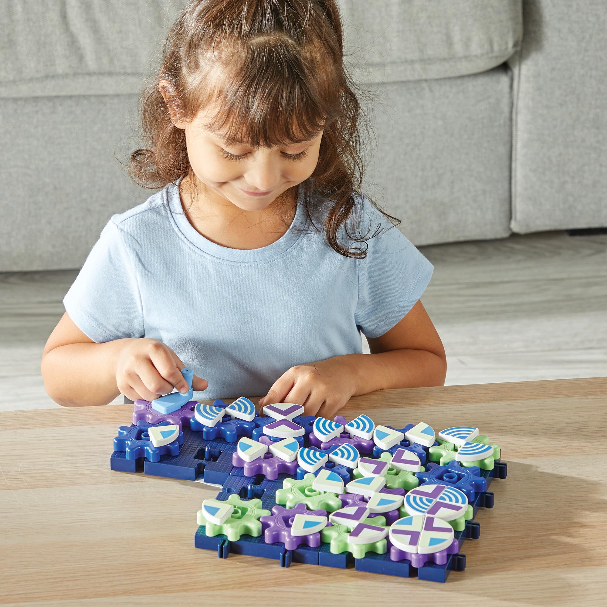 Learning Resources Glowing PatternGears, STEM Construction Gears Toy, Building Set for ages 4+, Multicolor - Image 4