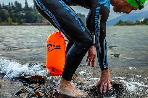 Miniatura 8 de New Wave Swim Buoy para nadadores y triatletas en aguas abiertas - Flotador ligero y visible para entrenamiento y carreras seguras - Nylon TPU