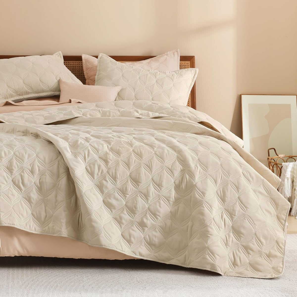 Litanika Oversized King Quilt Bedding Set, 3 Pcs Oatmeal Bedspreads Set | Cloud-like Soft Fluffy Lightweight Breathable All Season Coverlet Comforter Cover Bed Set Room Decor Gift