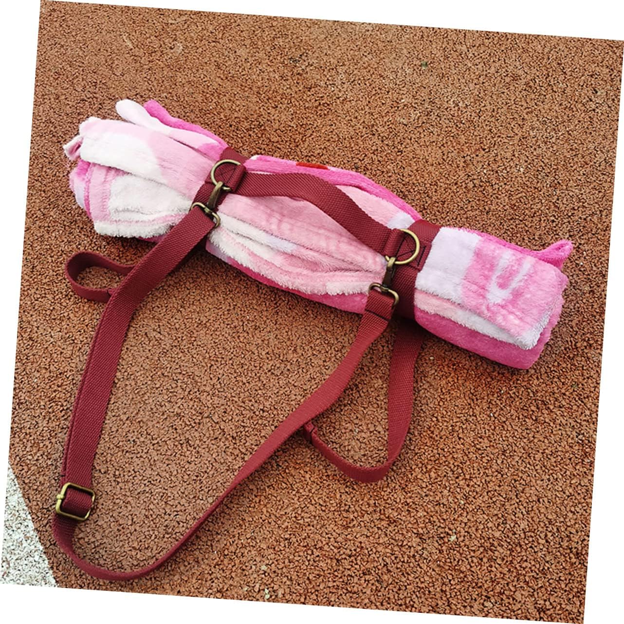 Totority Elastic Blanket Binding Strap for Easy Carrying Yoga Mat Carrying Strap for Outdoor Activities and Travel Red Picnic Blanket Sling