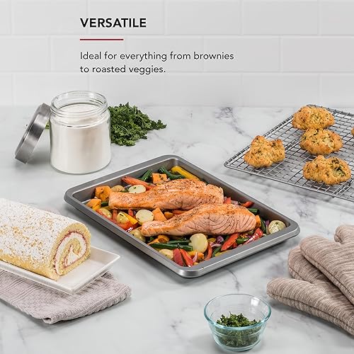 Miniatura 4 de KitchenAid 9x13in antiadherente aluminio acero hornear hoja, contorno plata
