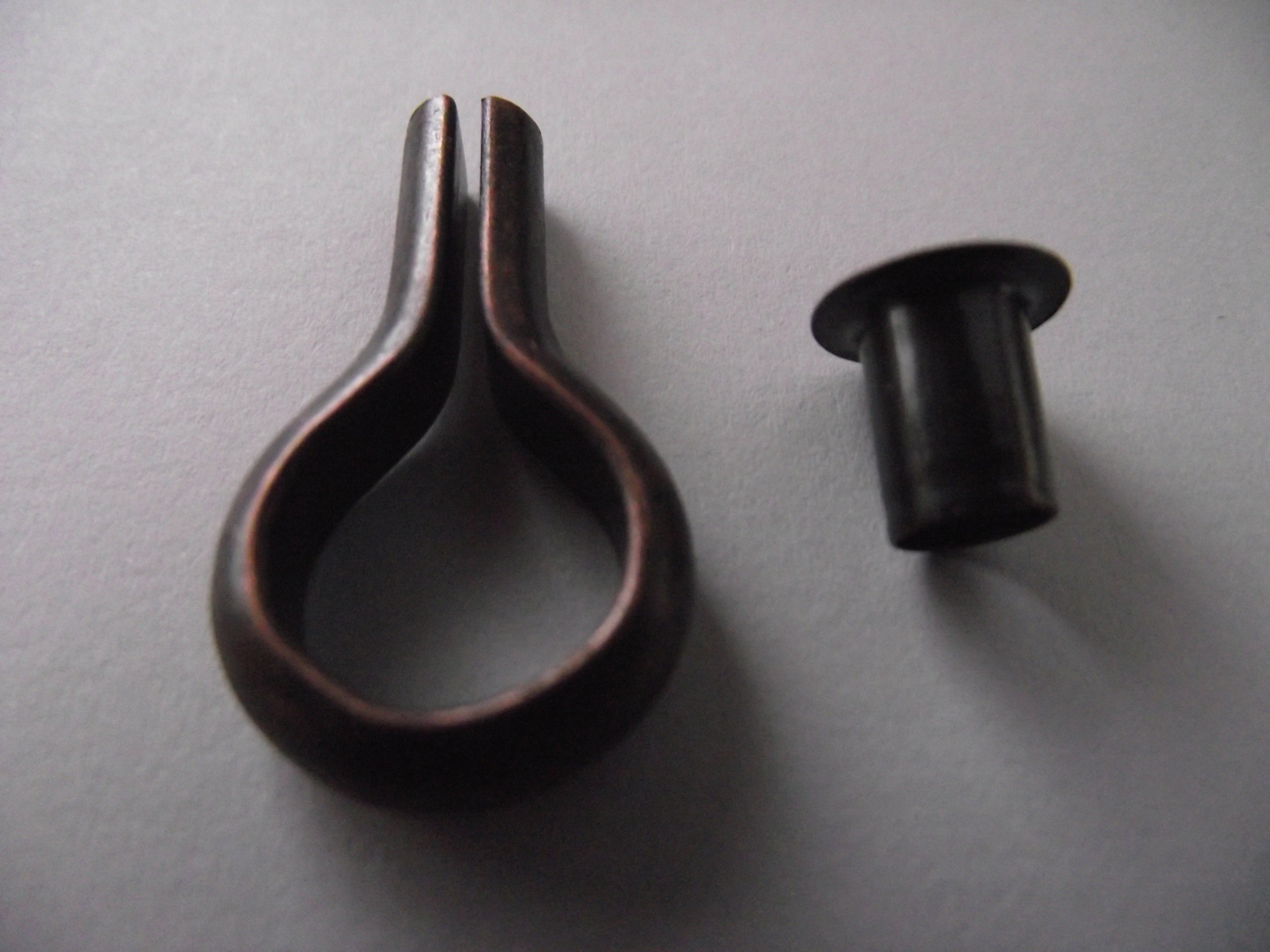 Stud et socket banjo 6mm plateau florentin pour fixation meuble