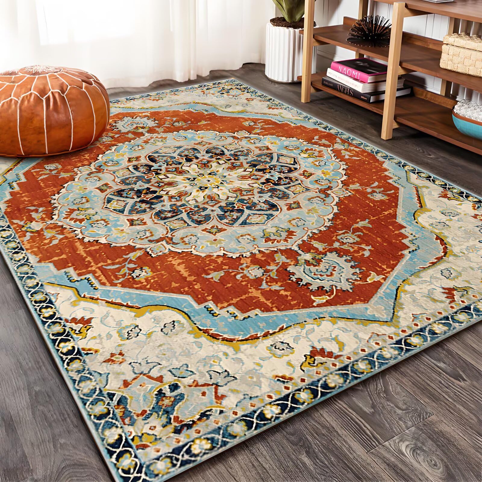 Tapis rétro antidérapant rouge pour réchauffer l'atmosphère du salon ou sublimer un grand balcon