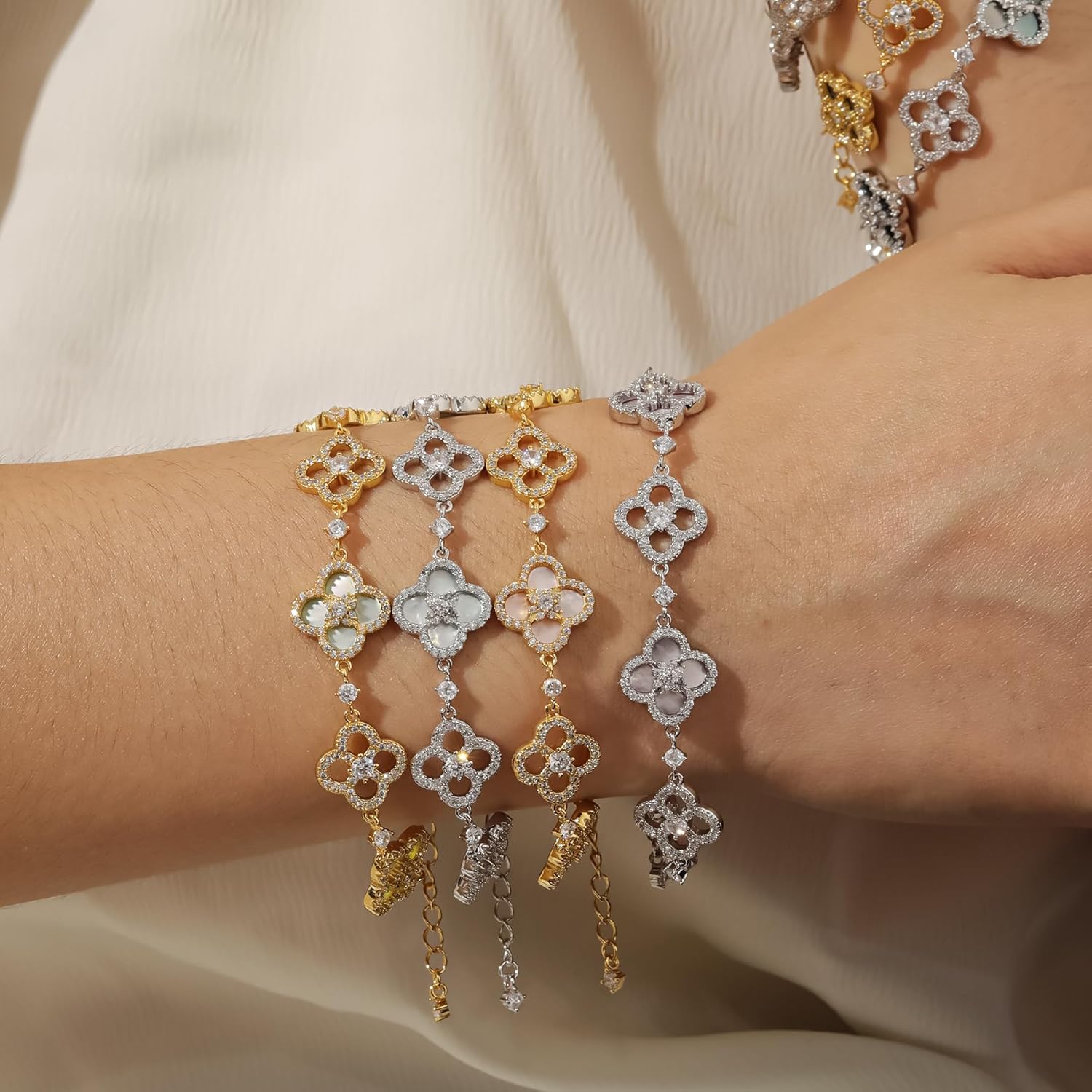 Qitian Clover Bracelet for Women 18K Gold Four Leaf Pink Lucky Link Clover Bracelets, Trendy lucky bracelets for women - Image 2