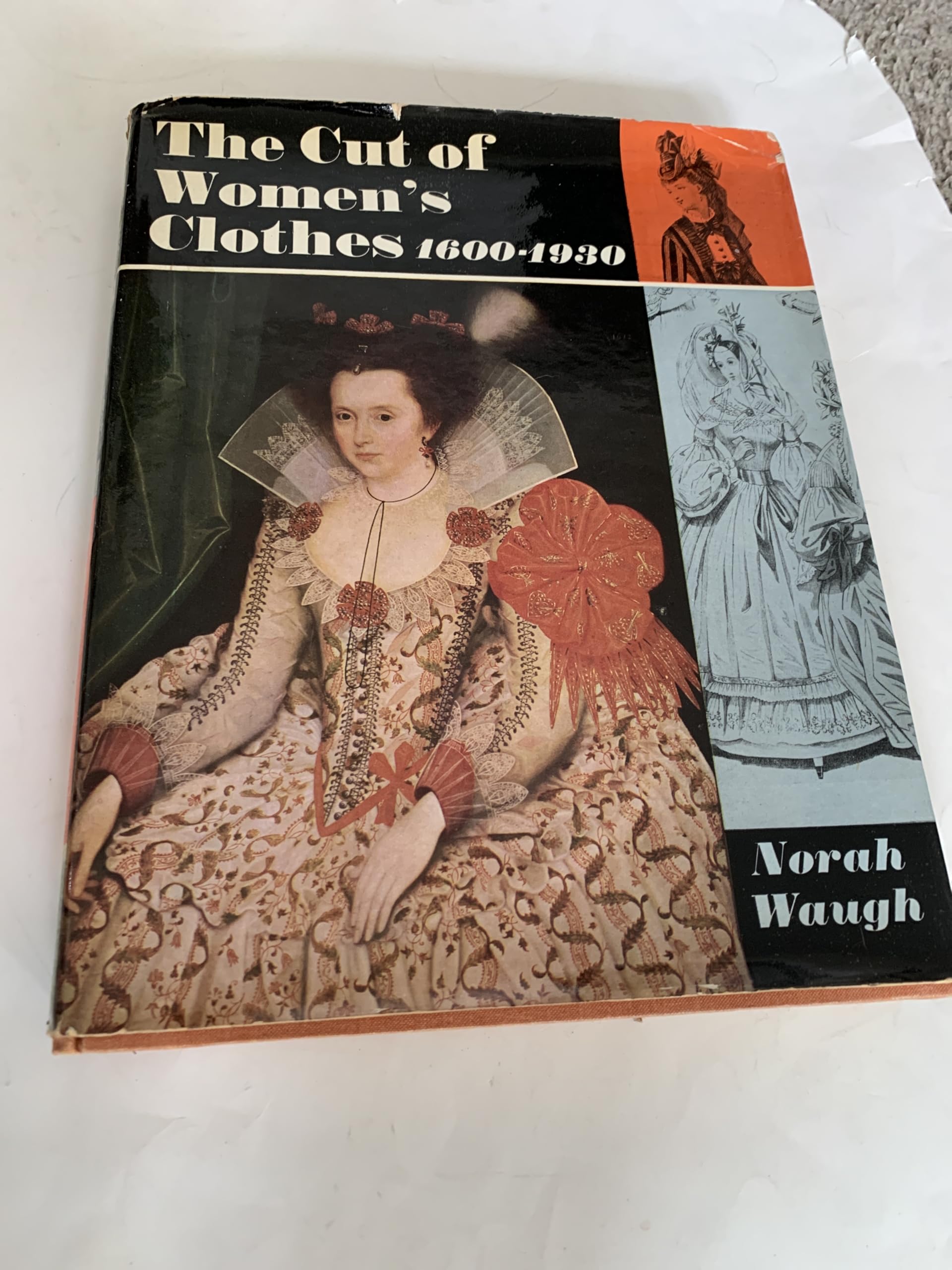 Faber & Faber Book The Cut of Women's Clothes — Used Book in Good Condition