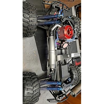 Buy Dynamite Big Red Monster 28 Mach 2 Engine With Pull Spin Start Dyn0992 Online In Italy B0027byh8g