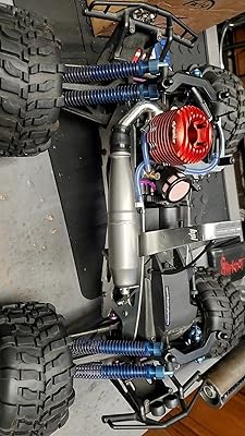 Buy Dynamite Big Red Monster 28 Mach 2 Engine With Pull Spin Start Dyn0992 Online In Italy B0027byh8g