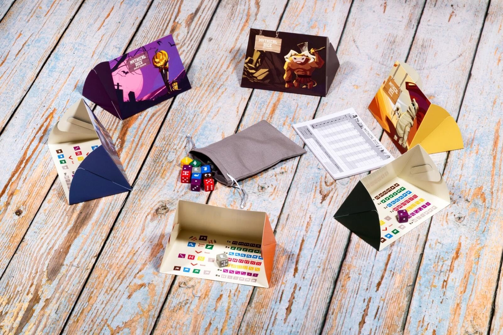 Devir Mino Dice – Juego De Cartas Y Dados Con Bazas, 3-6 Jugadores, Partidas De 30 Min, A Partir De 8 Años