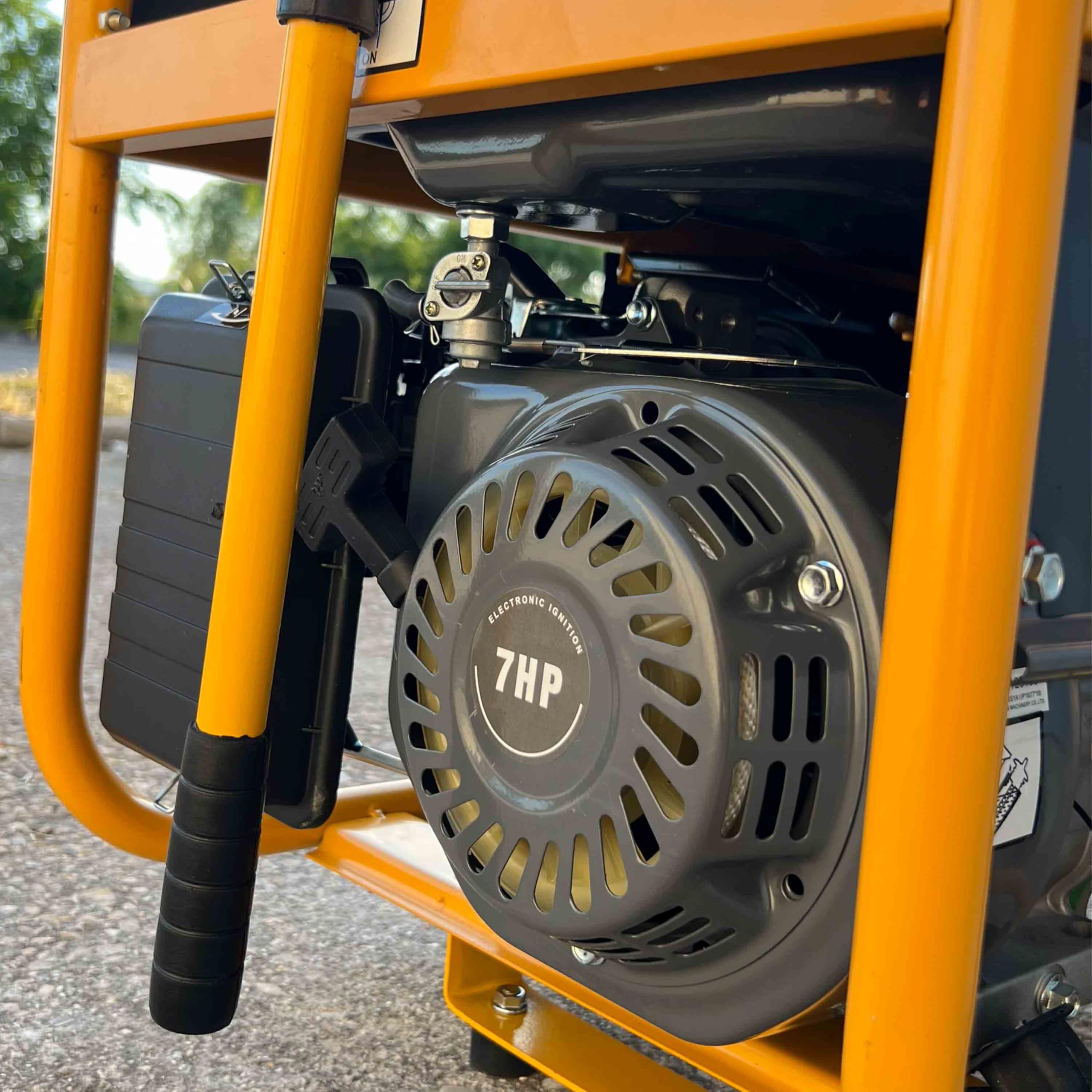 Generador de gasolina portátil KraftMüller KM-3500C