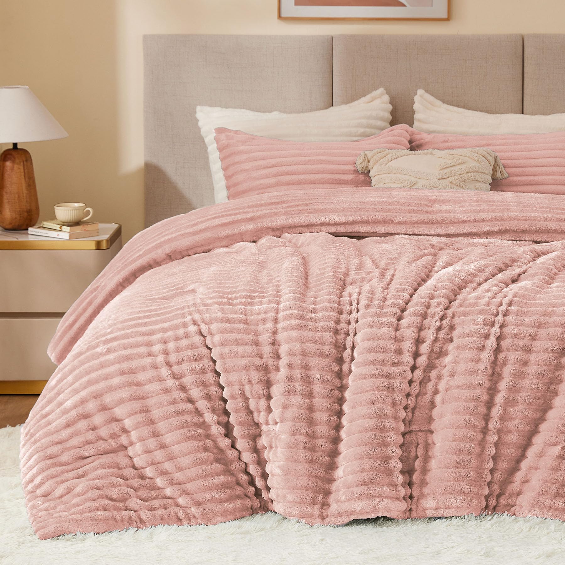 BEDELITE Fleece Queen Comforter Set -Super Soft & Warm Fluffy Dusty Pink Bedding, Luxury Fuzzy Heavy Bed Set for Winter with 2 Pillow Cases