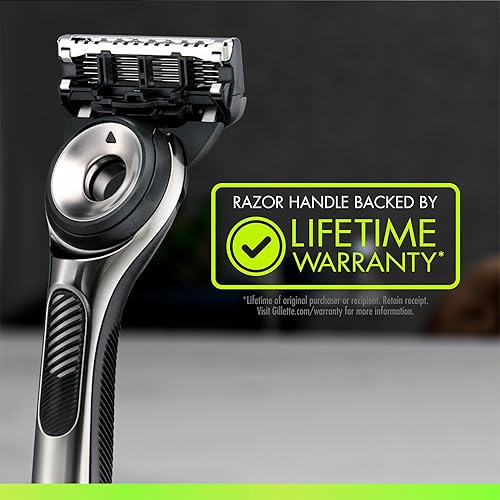 Miniatura 6 de Gillette - Maquinilla de afeitar para hombre de GilletteLabs con barra exfoliante, kit de afeitado para hombre, incluye 1 mango, 4 recambios de hoja