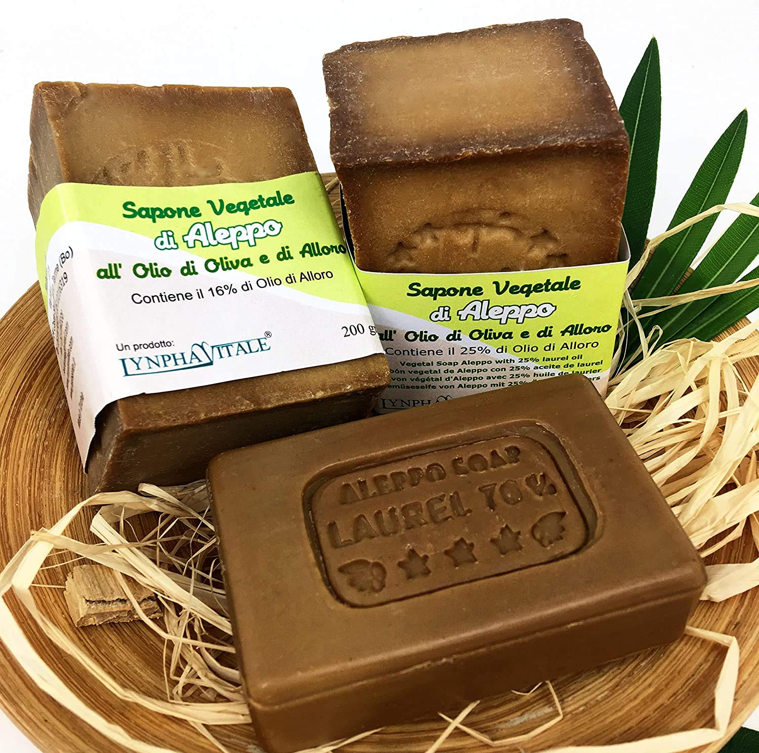 Lynpha Vitale - 3 Savons d’Alep avec 25% d’Huile de Laurier - méthode traditionnelle - Alep pur et naturel, recette originale – Fabriqué à la main en Turquie - 3 Savons de 200 gr