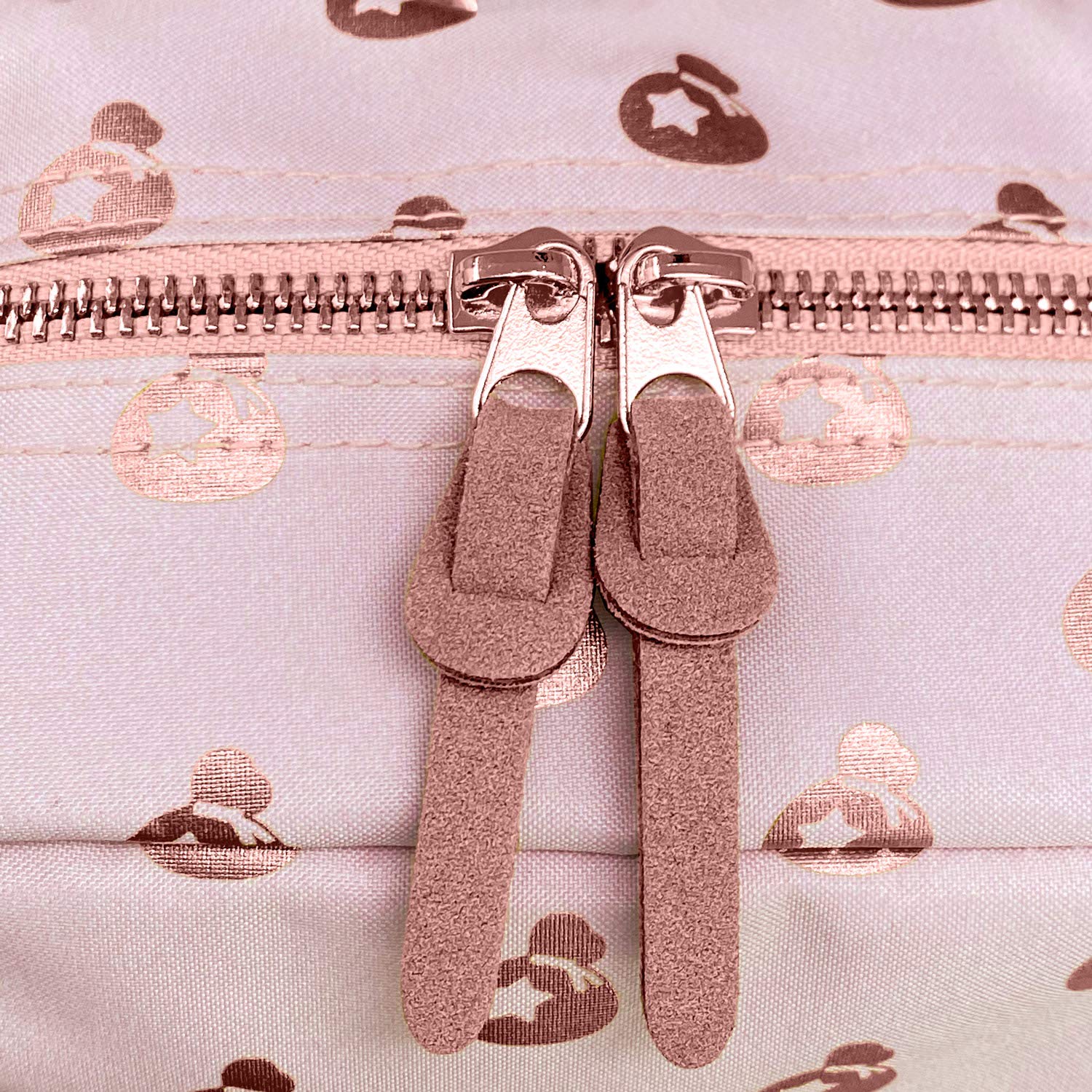 Onе-Dау Sаlе: Uр tо 80% оƒƒ Controller Gear Official Nintendo Animal Crossing Collectors Set New Horizons: Rose Gold Island Mini Backpack Switch Case, Celeste Floral Knit Beanie Foldover, Lapel Pins - Nintendo Switch
