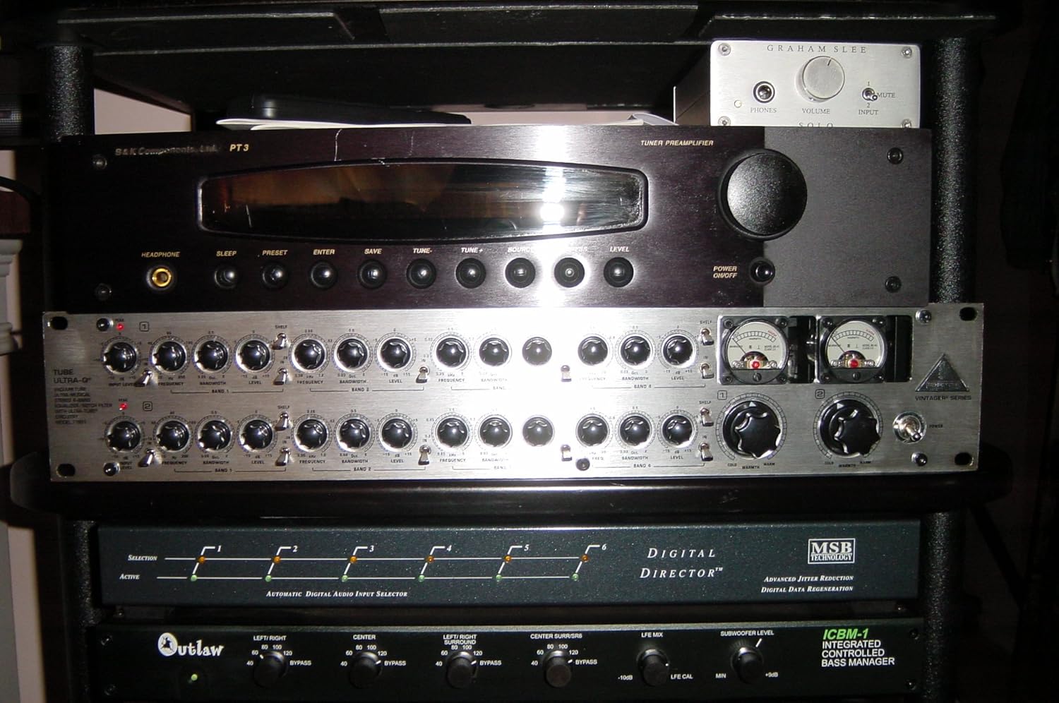 BEHRINGER　T1951 真空管4バンドパライコ　EQ BEHRINGER T1951 真空管4バンドパライコ EQ