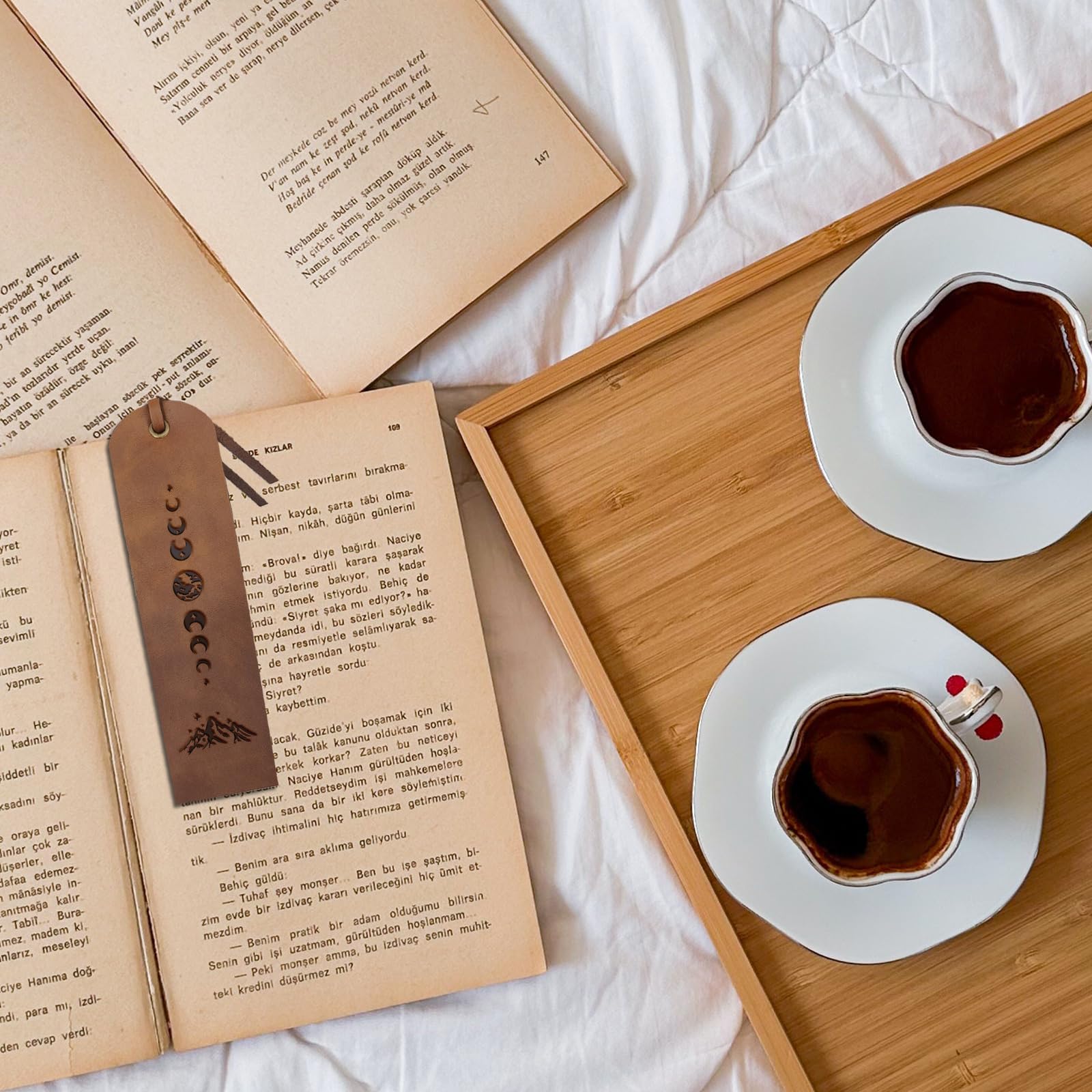 Amazon.com: MAYJOYDIY 4pcs Moon Phase Mountain Leather Bookmarks 2