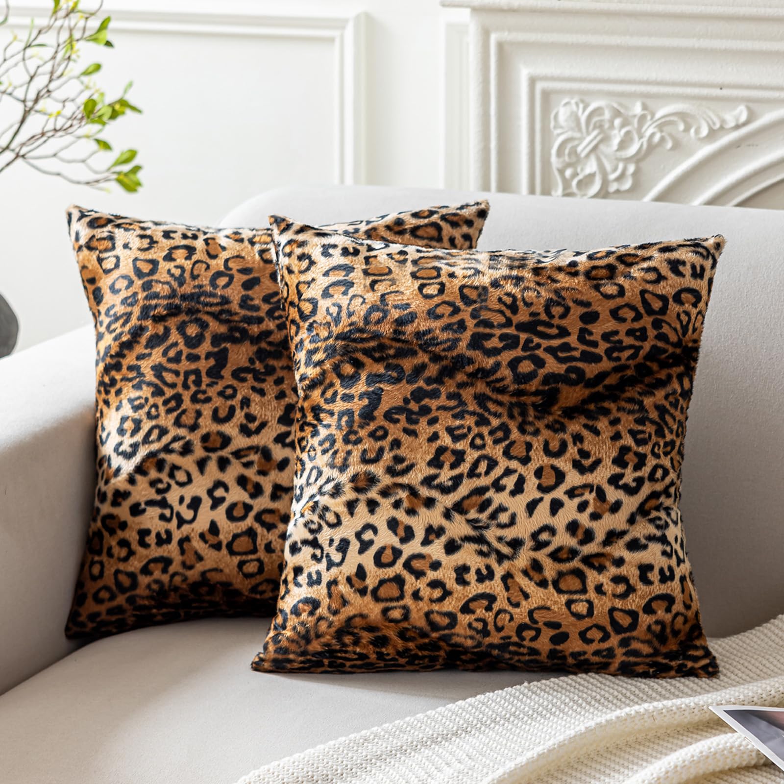 CARRIE HOME Soft Plush Leopard Print Faux Fur Decorative Throw Pillow Covers for Home Couch Sofa (Set of 2, 20x20 inch)