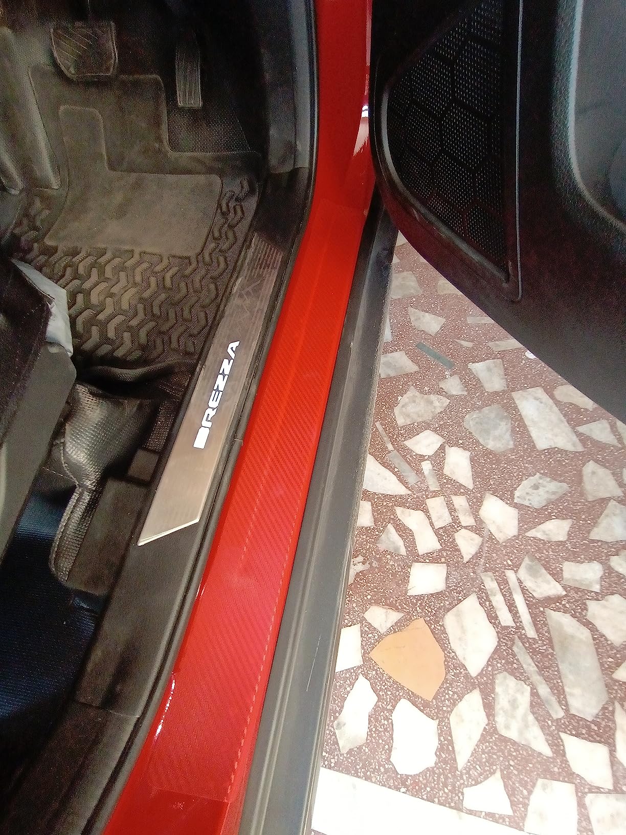 SEMAPHORE 4pcs Carbon Fibre Sticker Car Door Sill Scuff Guard,