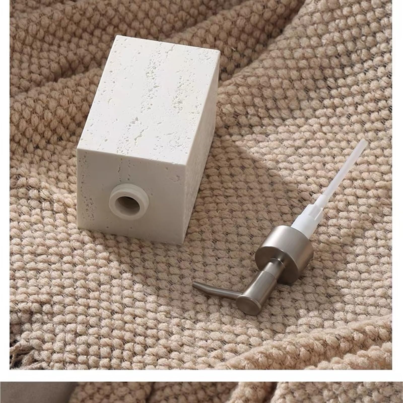 Pompa Dispenser di sapone for bagno e cucina, liquido con pompa in acciaio inossidabile argentato Accessori indispensabili per il bagno(B)