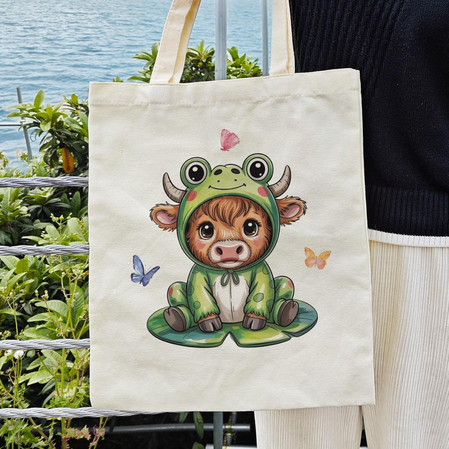 Dlzdn Funny Highland Cow Spring Frog Tote Bag Reusable Shopping Grocery Bag Beach Bag Holiday Gifts for Women Teacher - Image 3