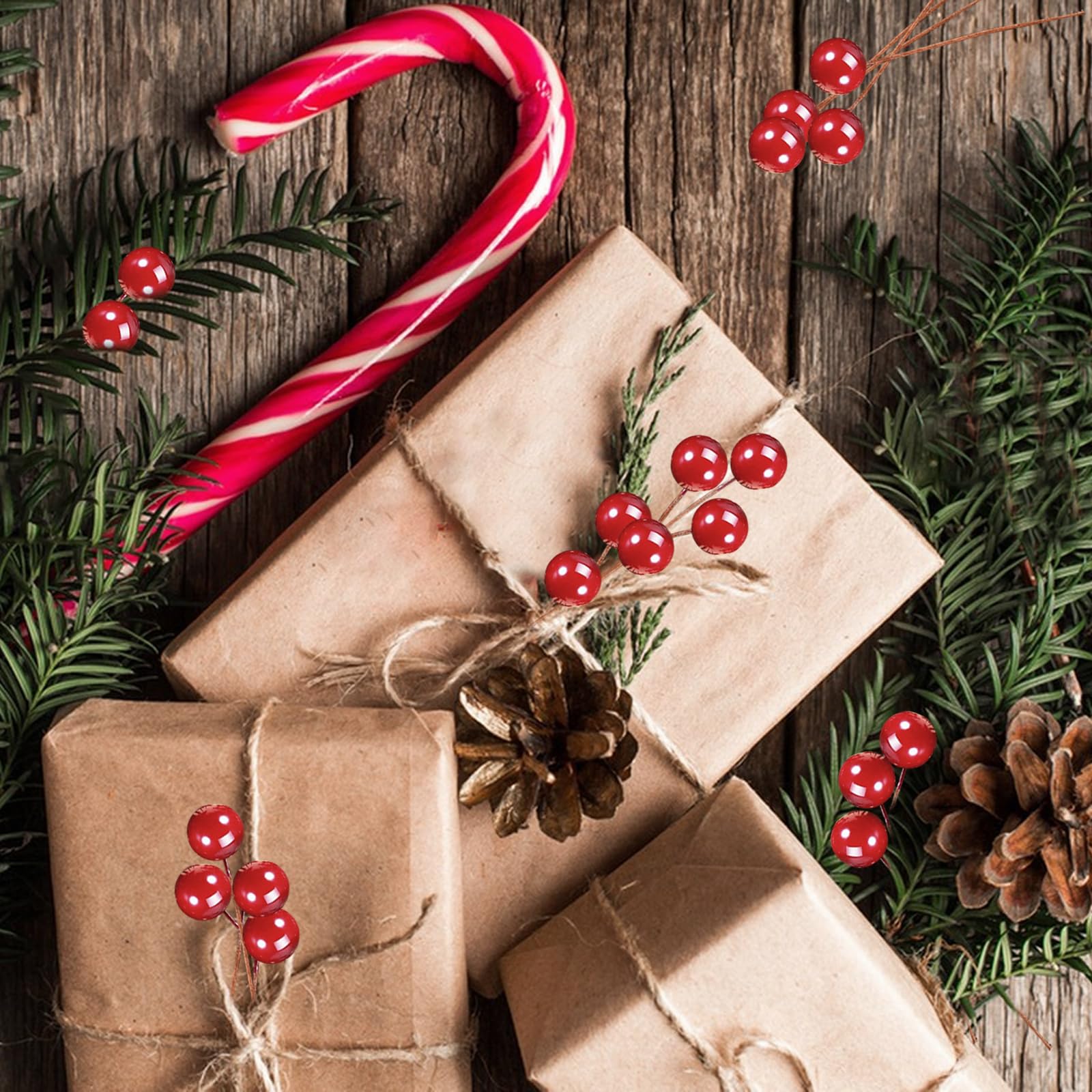 Deco Noel Rouge Jangostor 240 Pièces Fruits Rouges De Noël Baies Rouges De Noël Artificielles Baie De Houx Artificielle Pour Arbre De Noël Guirlande De Noël Fête De Mariage Décoration De La