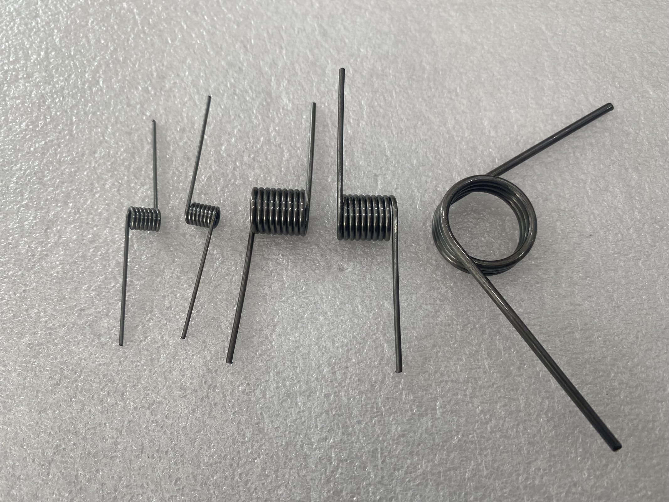 2 Molle A Torsione In Acciaio Da 2,5x30 Mm – 3 Spire, Angolo 60°, Per Porte Garage E Cerniere