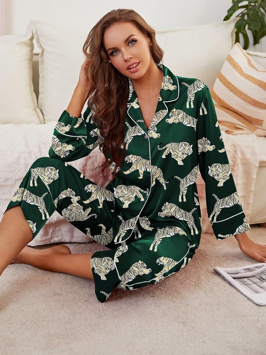 Brosloth Women's Silk Satin Pajamas Pjs Sets Cute Lace Pattern Two Piece Loungewear Set Button Up Pajamas Sleepwear Black