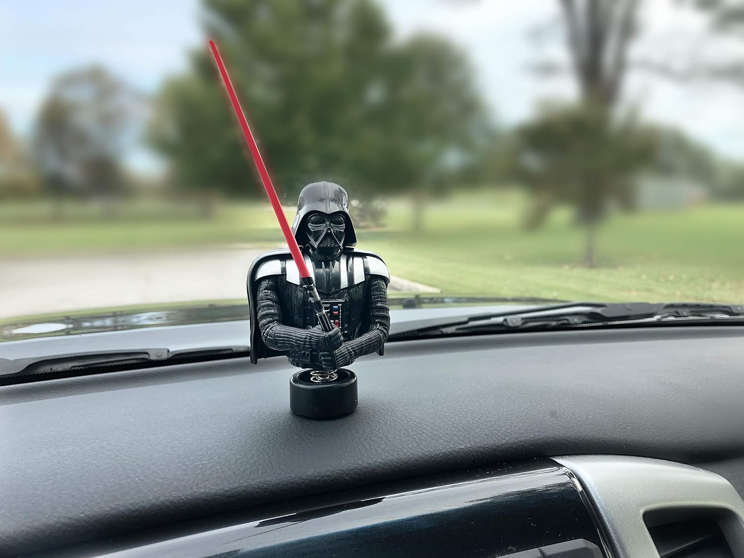 CHROMA 48028 Black Darth Vader Dashboard Auto Ornament