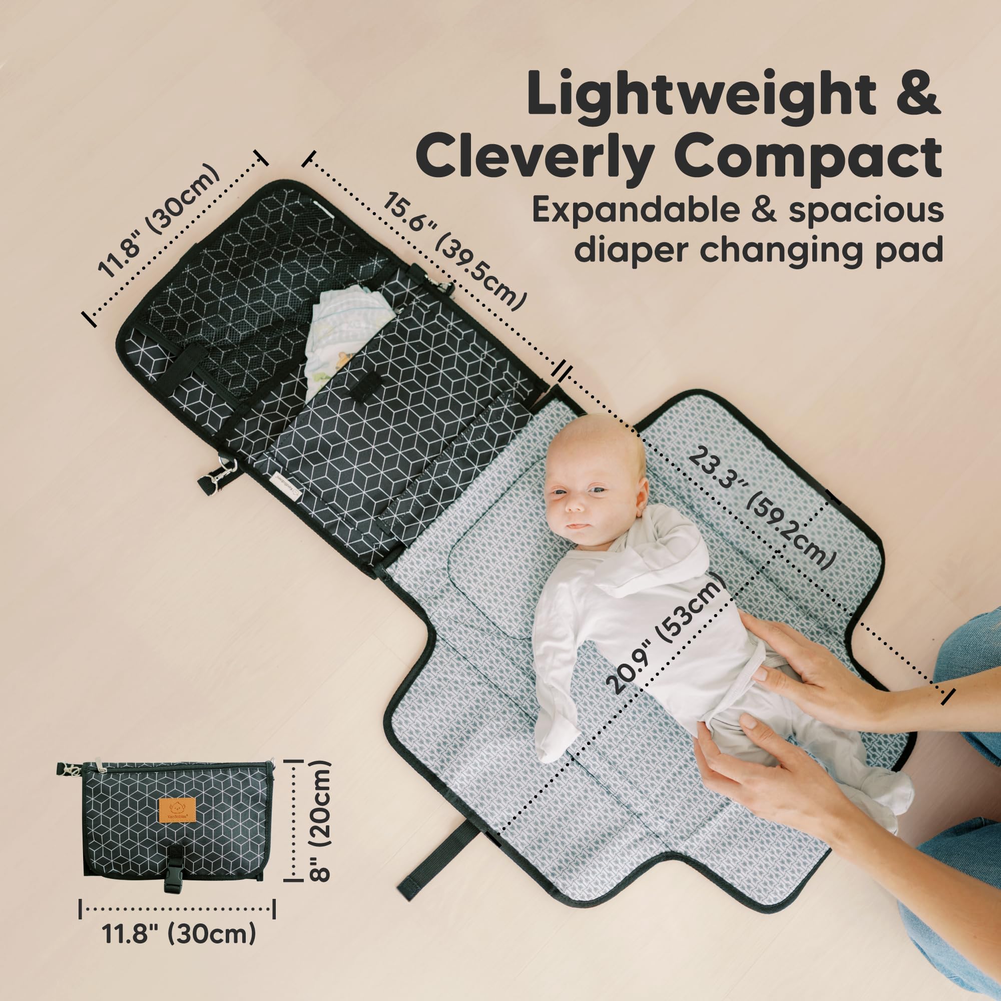 Coussin à Langer Pour Bébé - Tapis à Langer Portable Imperméable à L'eau - Station à Langer Pliante - Coussinets à Langer De Voyage - Pochette à Langer - Cadeau Pour Bébé (Black Geo)