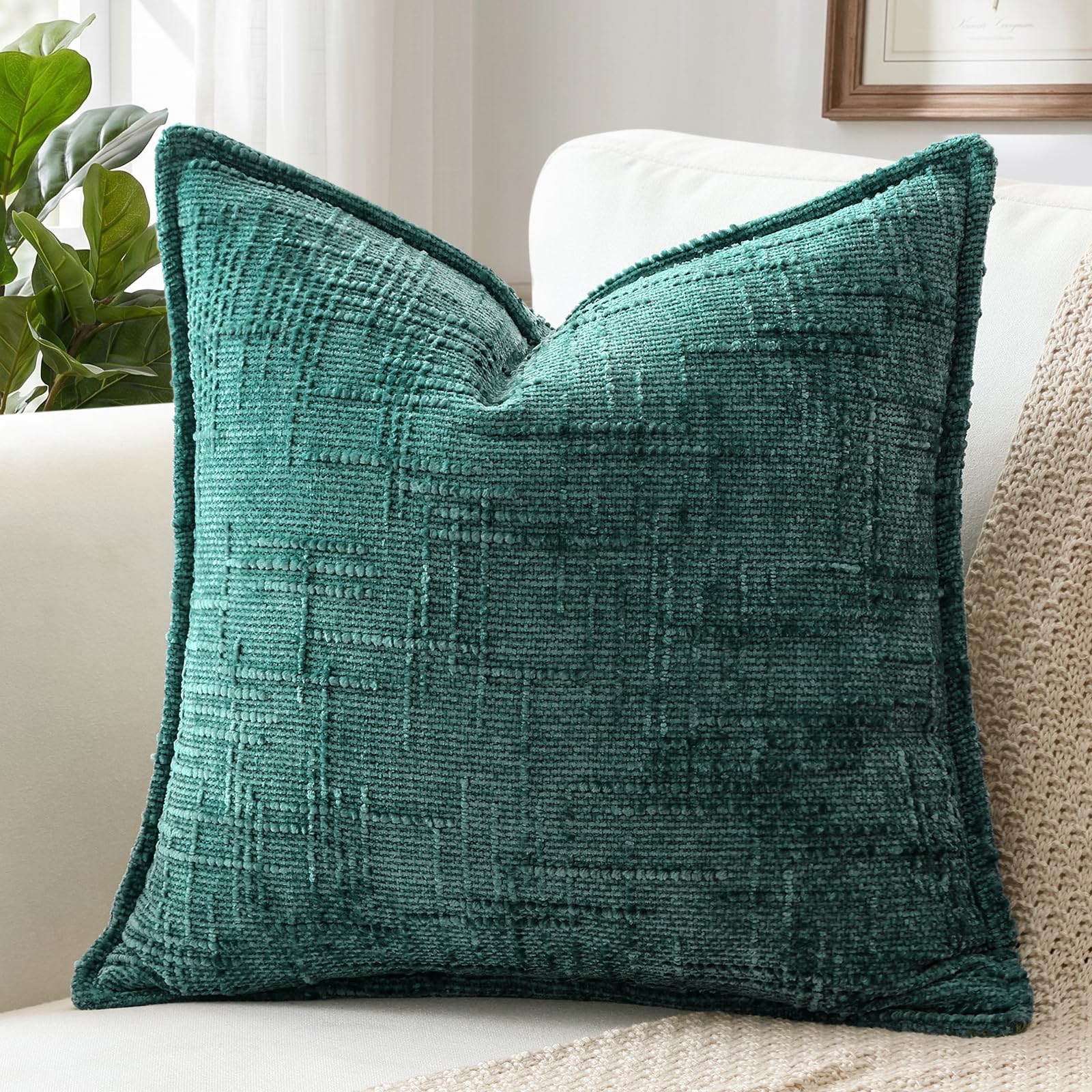 Sungeek Peacock Green Chenille Textured Decorative Cushion Cover, Soft Cozy Bound Edge Design Cushion Case, Solid Farmhouse Square Pillow Case for Couch Sofa Bed Living Room, 40x40cm