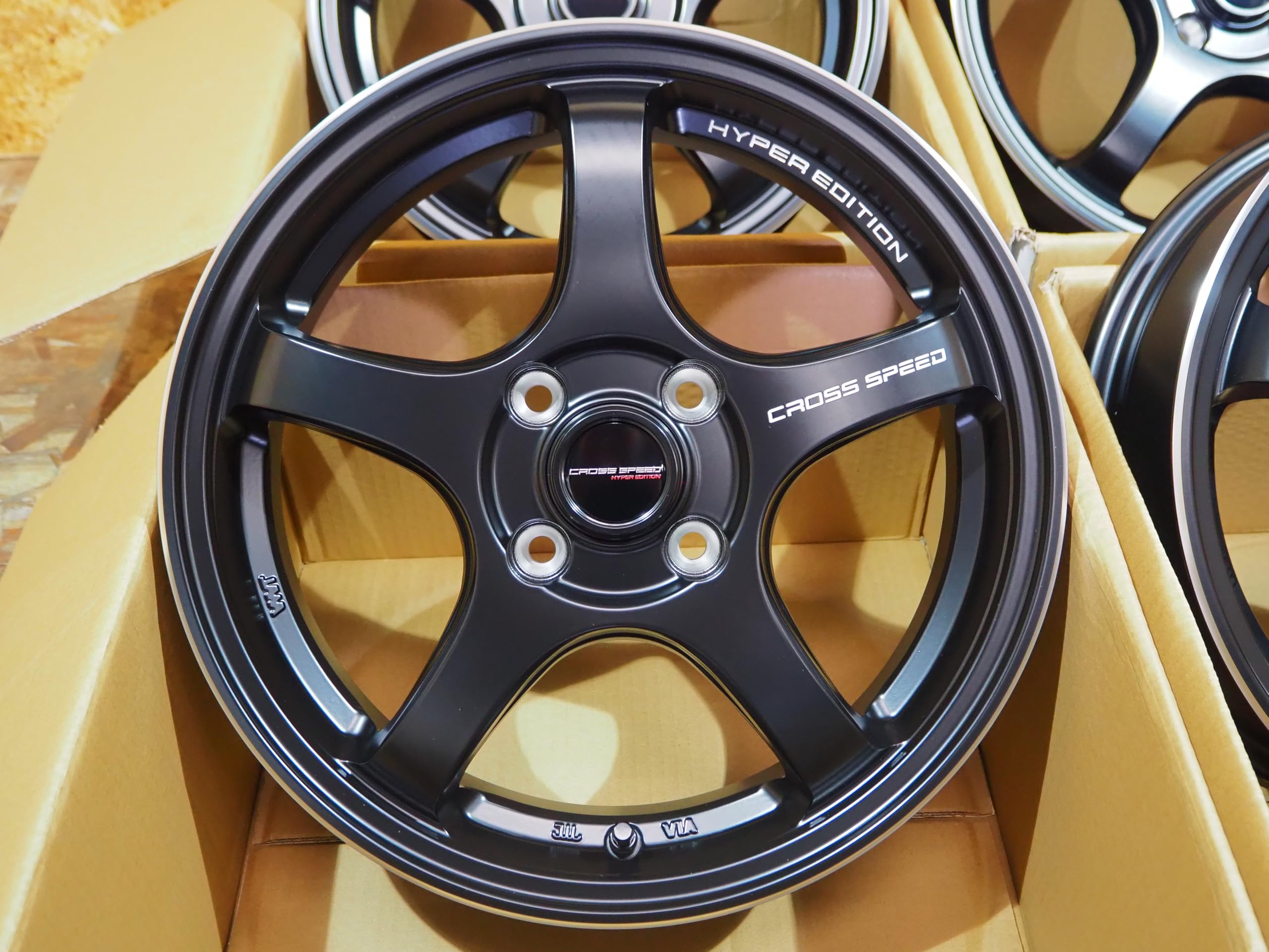 Amazon.co.jp: ホイール 4本セット CROSS SPEED HYPER EDITION CR5 14 