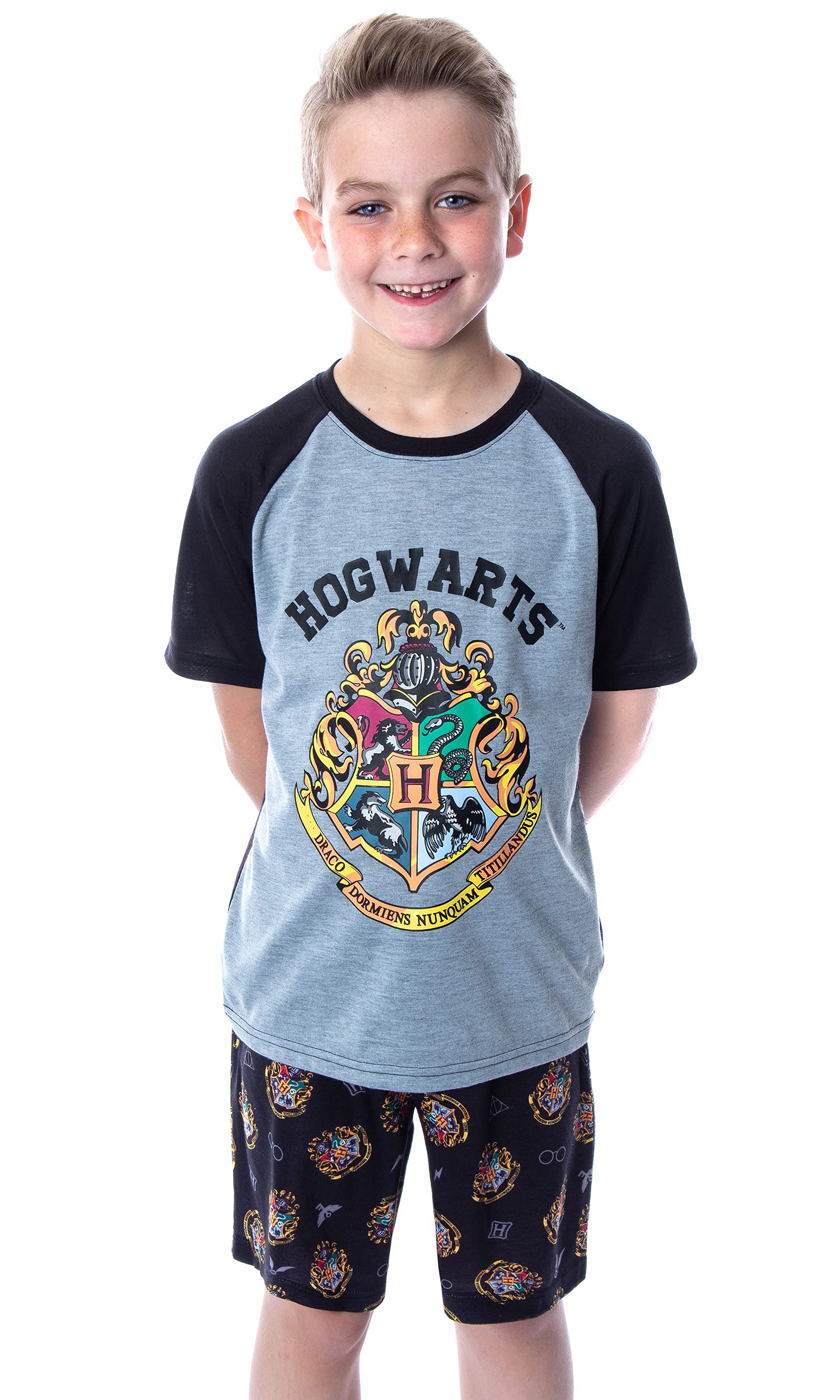Harry Potter Pajamas Boys' Hogwarts Castle Crest Logo Raglan Shirt and Shorts 2 PC Pajama Set (6/7) Black
