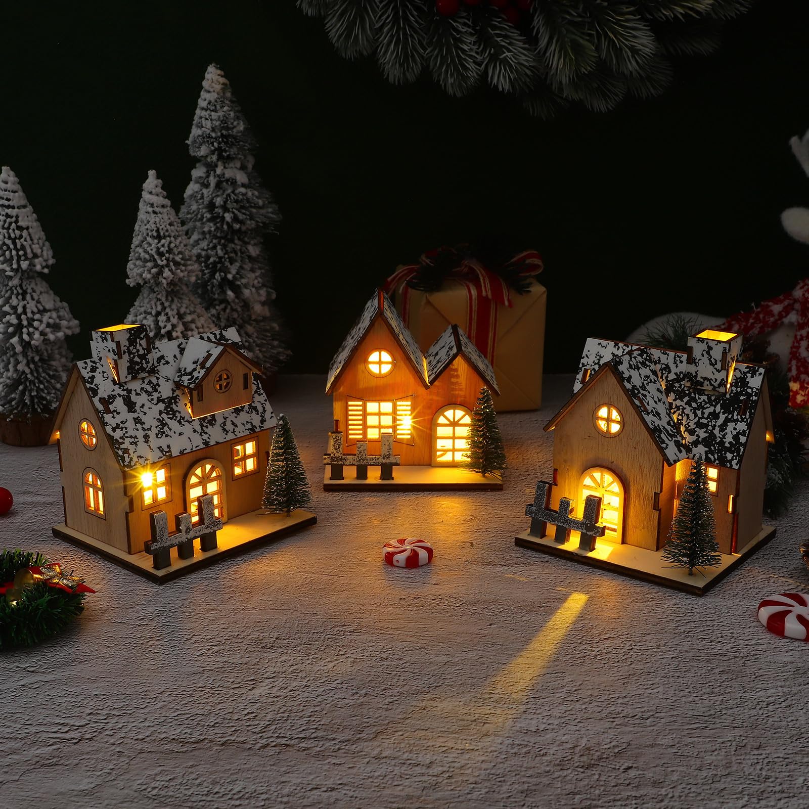 UPKOCH 3 Piezas Casas Iluminada Luces de Madera, Navideñas Led Pueblo de Decoración Rústica Festivas y Diseño Tradicional y Funcionalidad para Cenas Talleres Creativos
