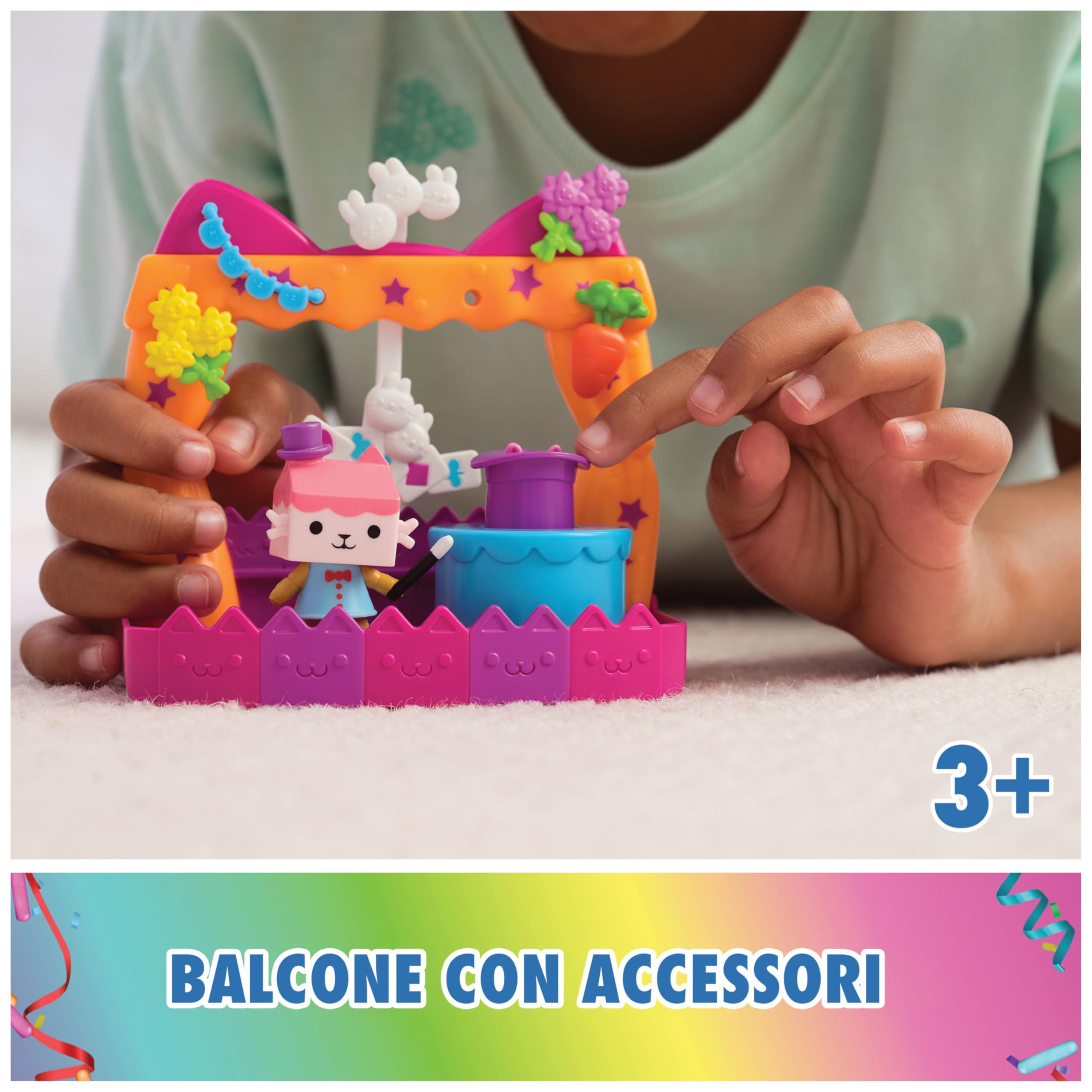 Gabby's Dollhouse, Set di Gioco Balcone per il Talent Show di Baby Box, 8 Pezzi con Personaggi e Accessori per Casa delle Bambole, Gioco Sensoriale per Bambine e Bambini dai 3 Anni in Su